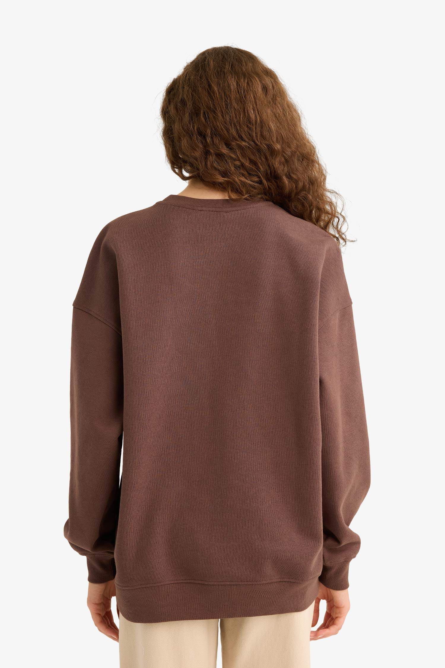 سويت شيرت اوفر سايز تقيل بياخة مستديرة