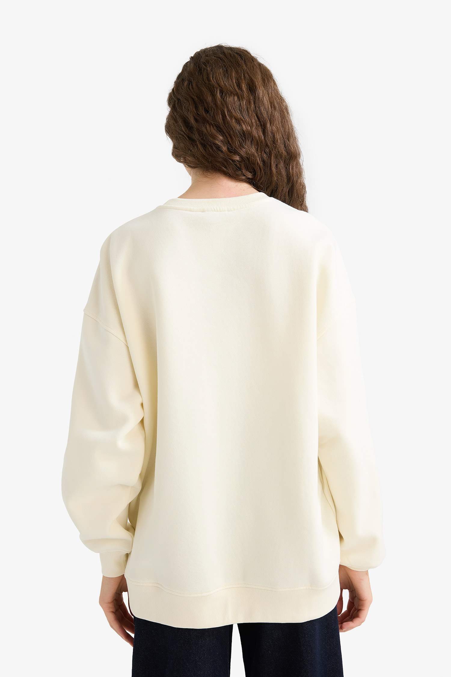 سويت شيرت اوفر سايز تقيل بياخة مستديرة