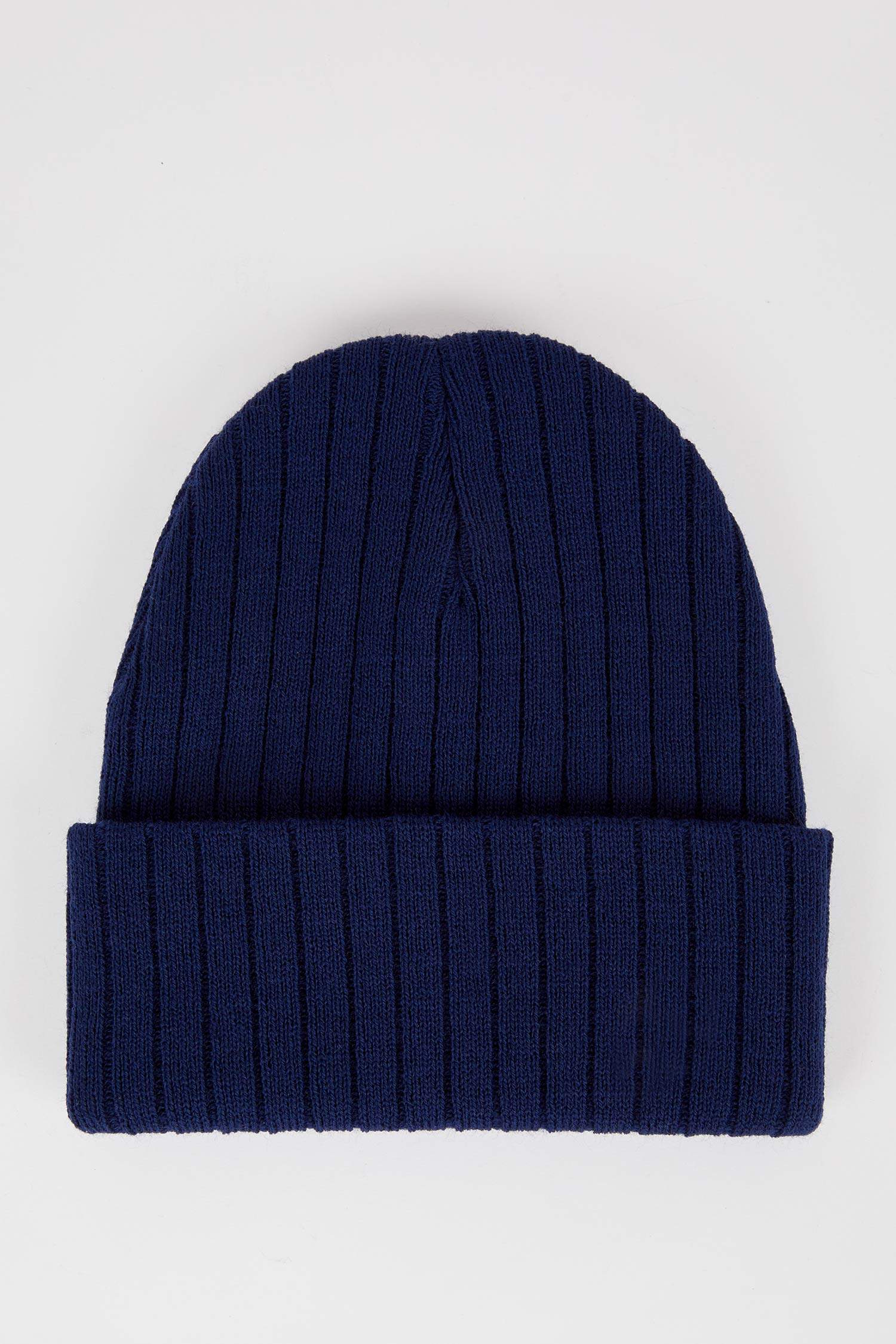 Шапка для чоловіків