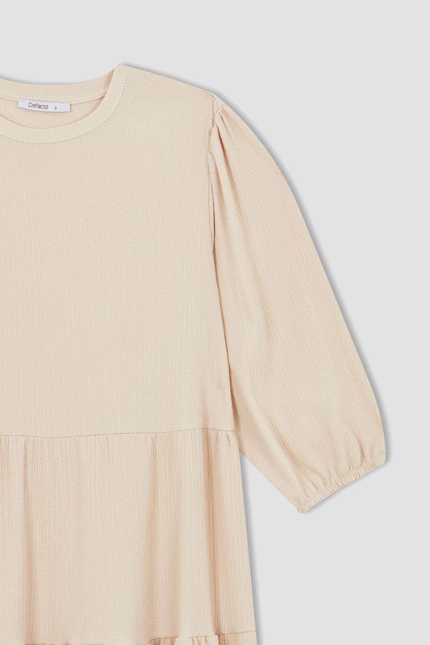 Robe Trapèze Basique À Manches Mi-Longues Et À Volants