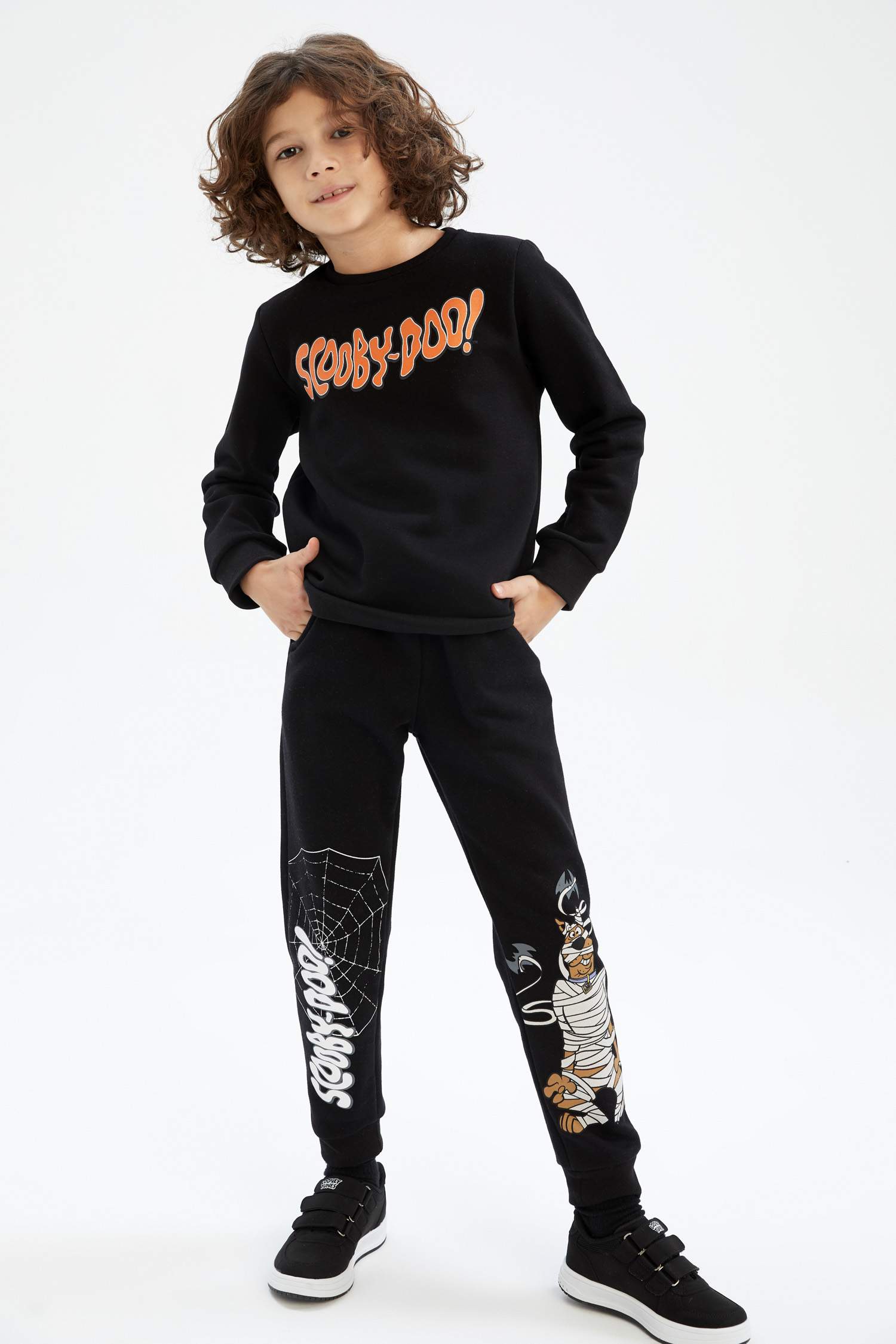 Regular Fit Scooby Doo Licensed Crew Neck Sweatshirt