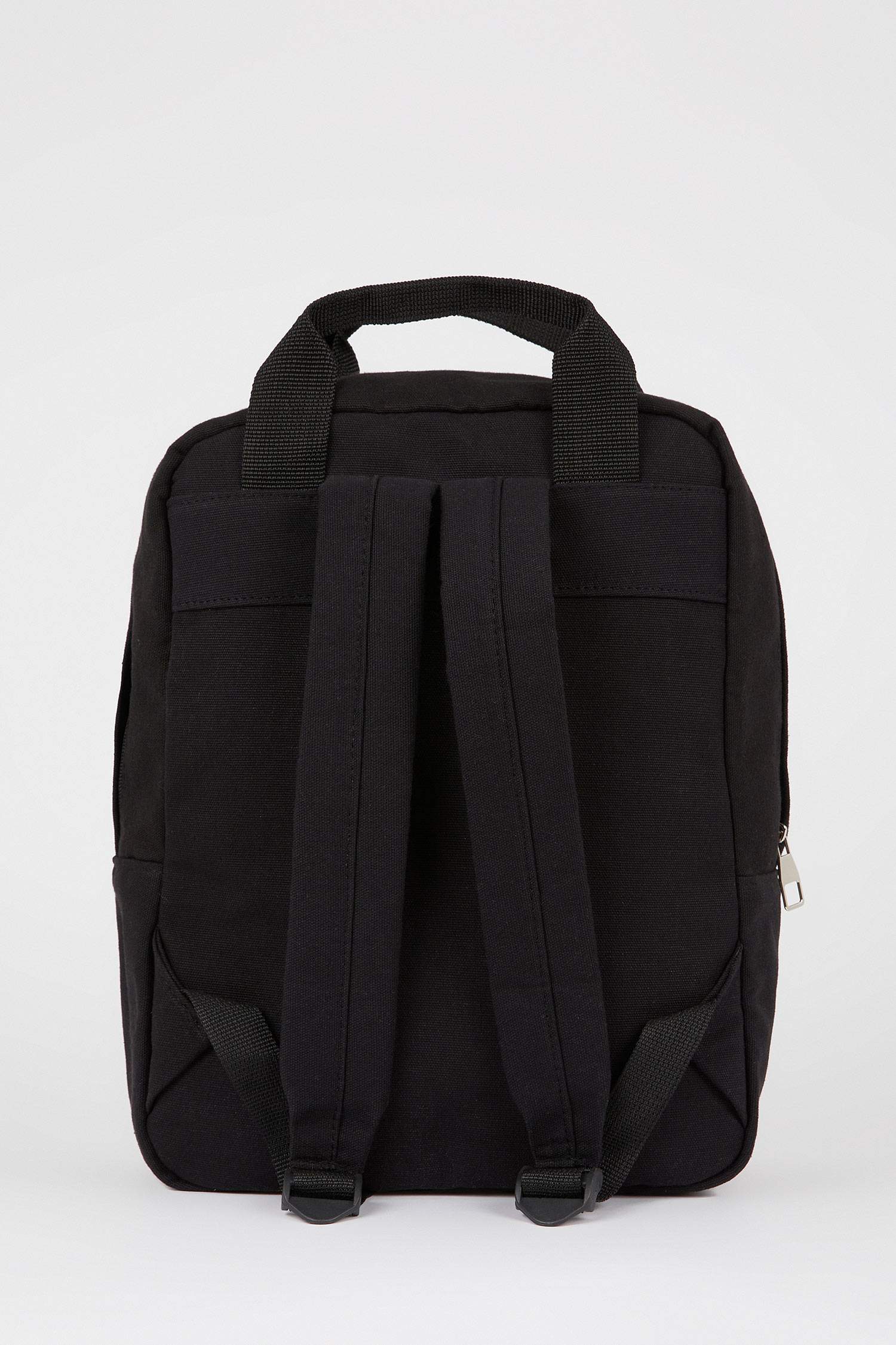 Әйелдерге арқақоржын