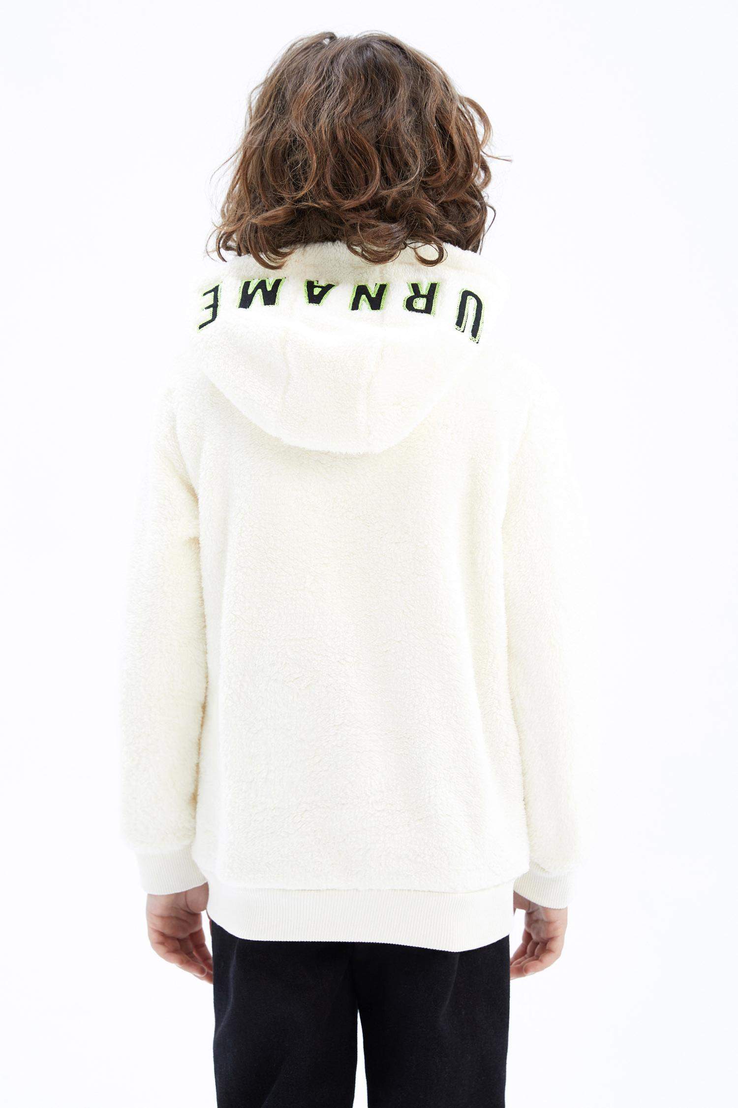 سويت شيرت ولادي صوفي  بقصة عادية بغطاء للرأس بجيب الكنغر