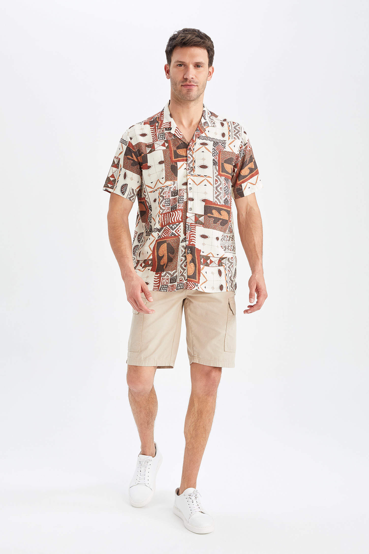 Defacto Modern Fit Apaş Yaka Kısa Kollu Viskon Hawaii Gömlek. 7