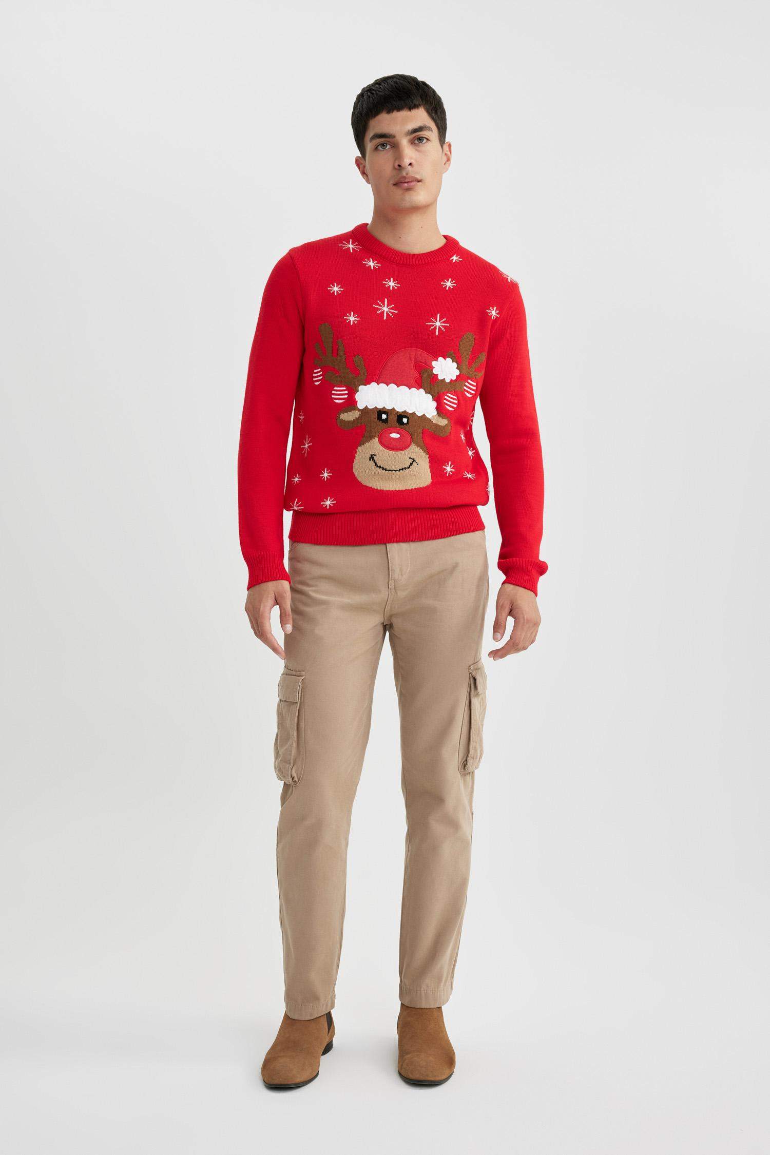 بلوفر بقصة عادية برقبة مستديرة