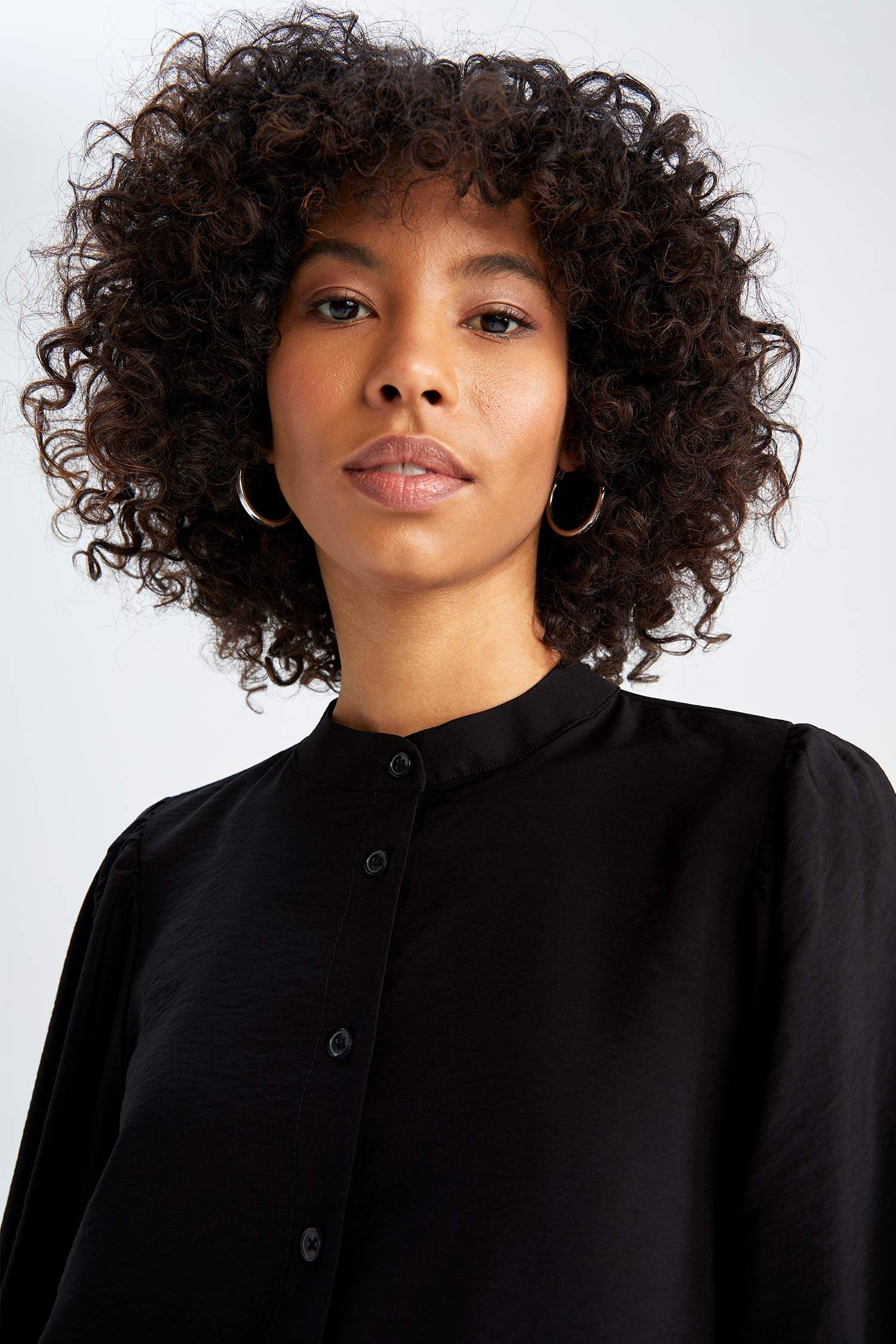 تونيك قصة عادية بياقة مستديرة