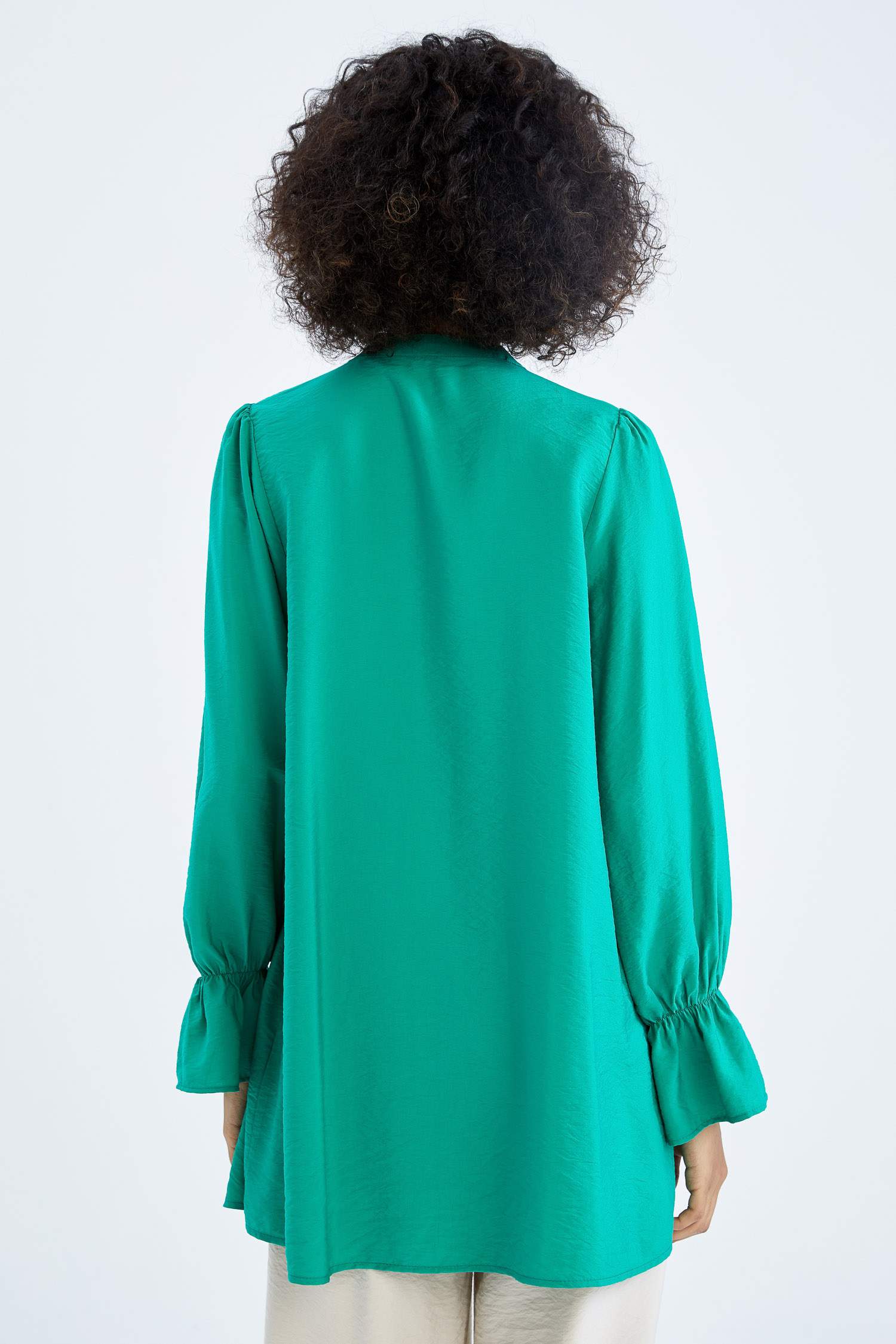 تونيك قصة عادية بياقة مستديرة