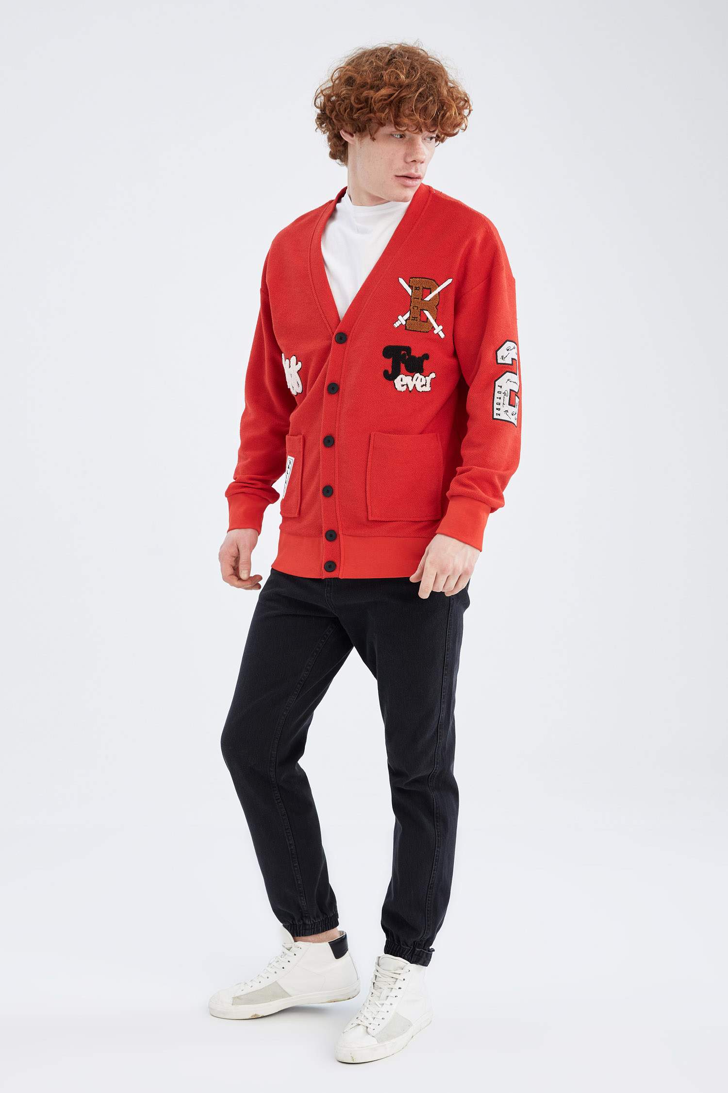 Кардиган с V-образным вырезом мягкий