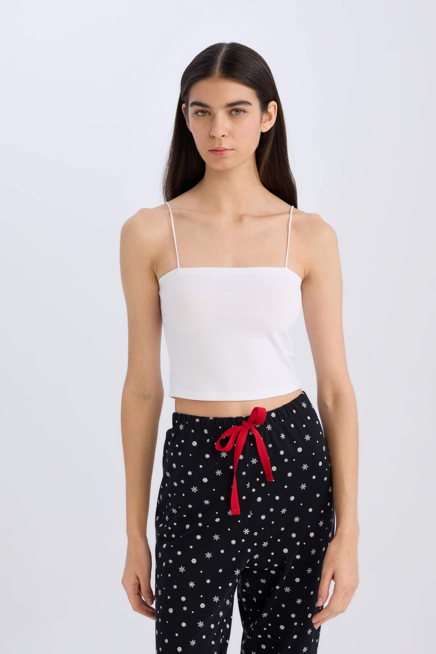 Fall in Love İnce Askılı Crop Pamuklu Beyaz İç Atlet