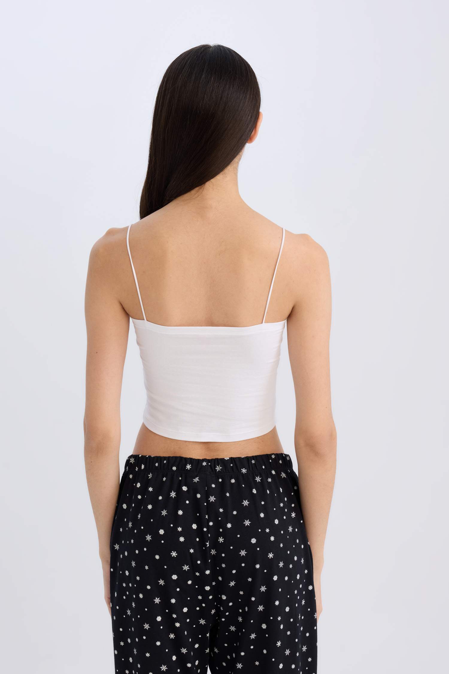 Fall in Love İnce Askılı Crop Pamuklu Beyaz İç Atlet