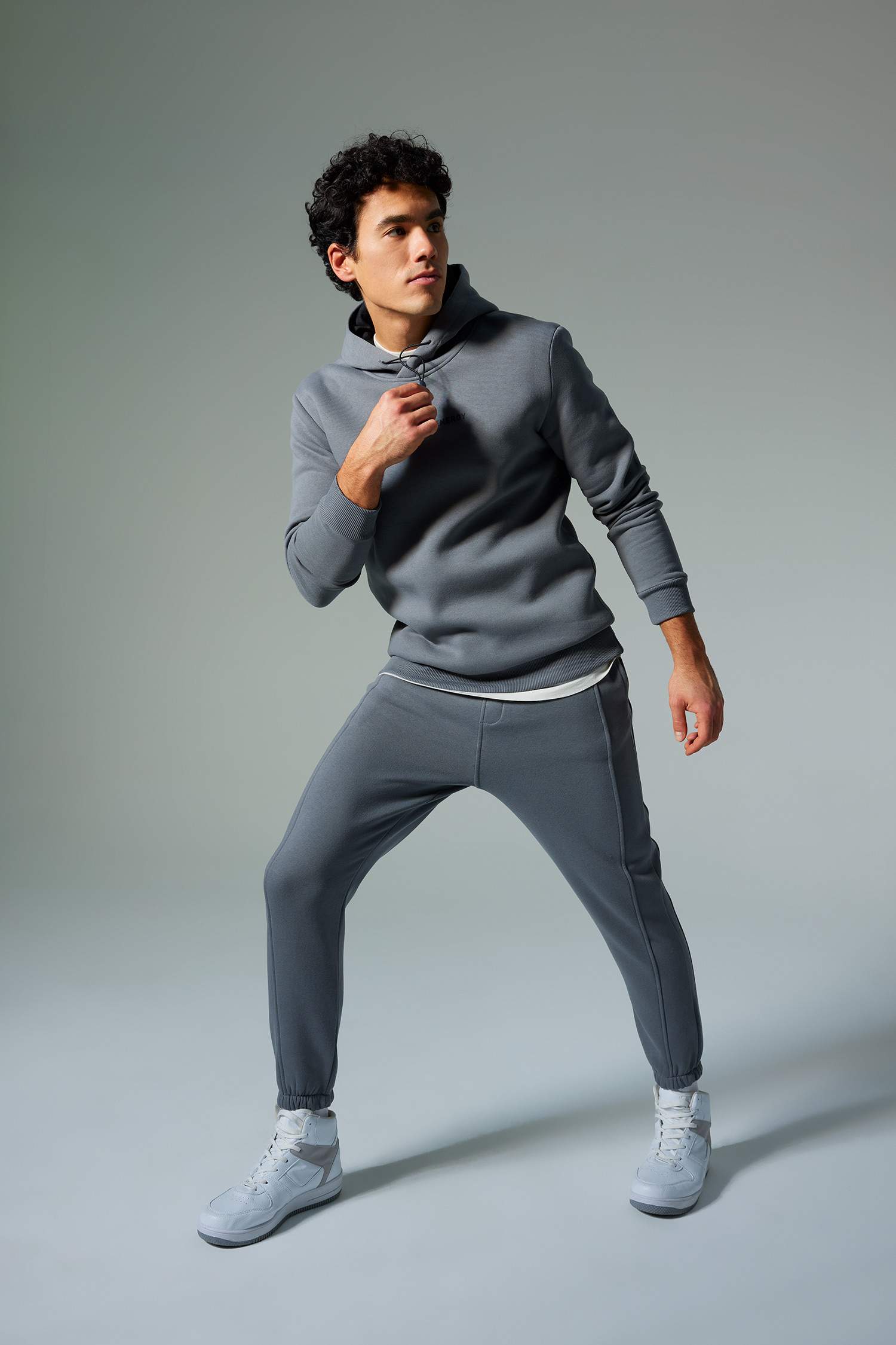 стандарт пішім риб хем 3 көтерілген жіп Джоггер