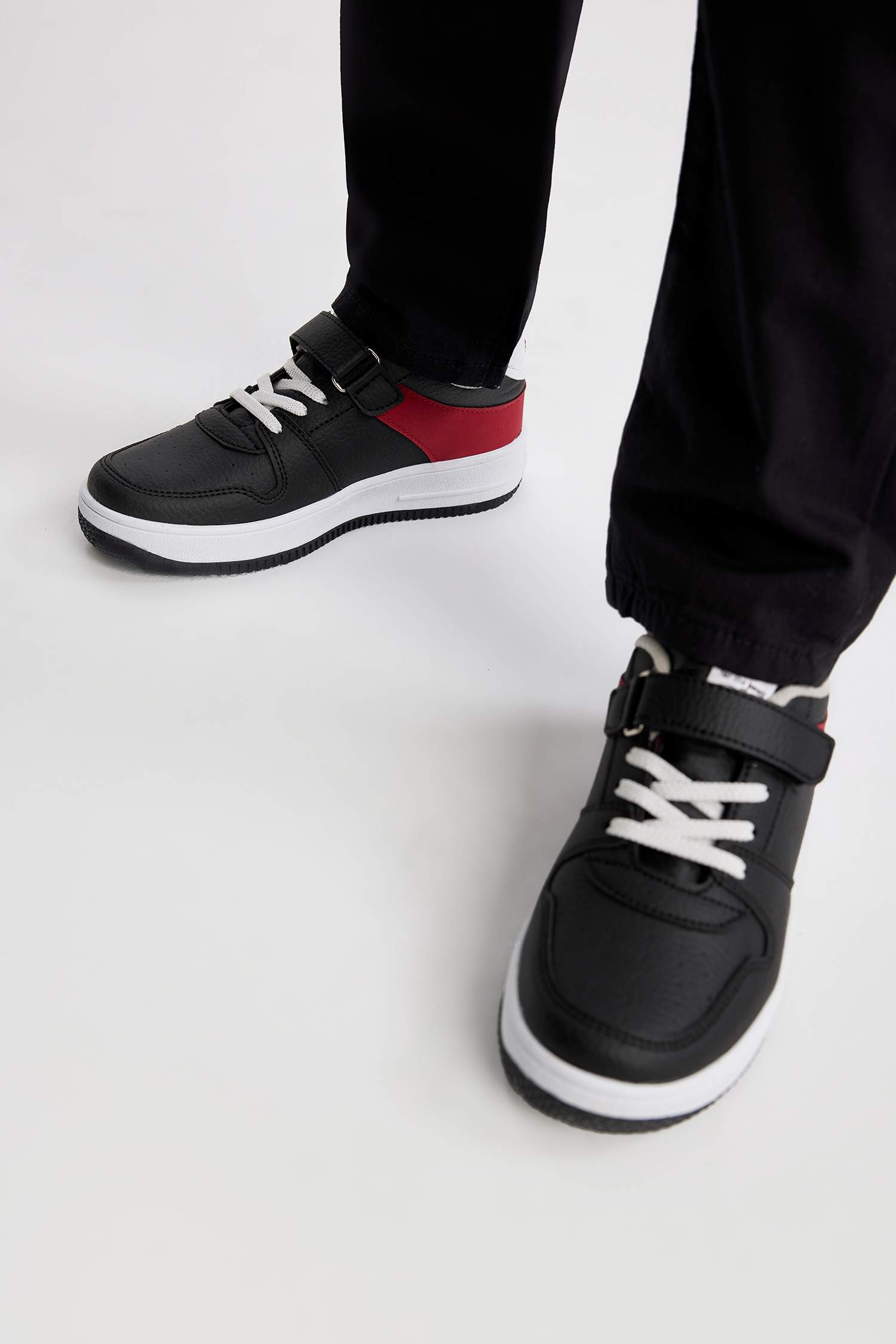 Baskets En Similicuir À Lacets À Semelle Haute Nasa Pour Garçon