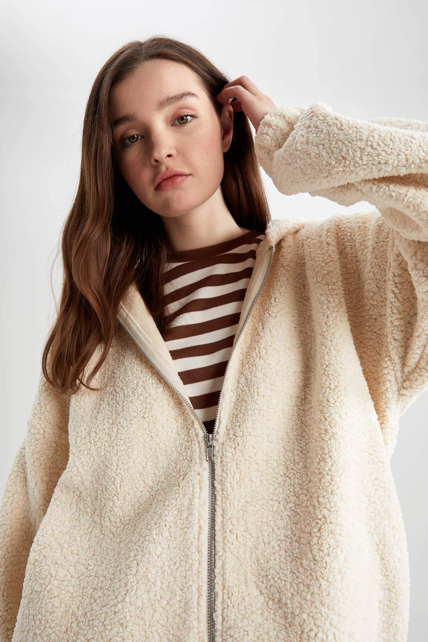 Oversize Fit Hooded Sherpa Cardigan
