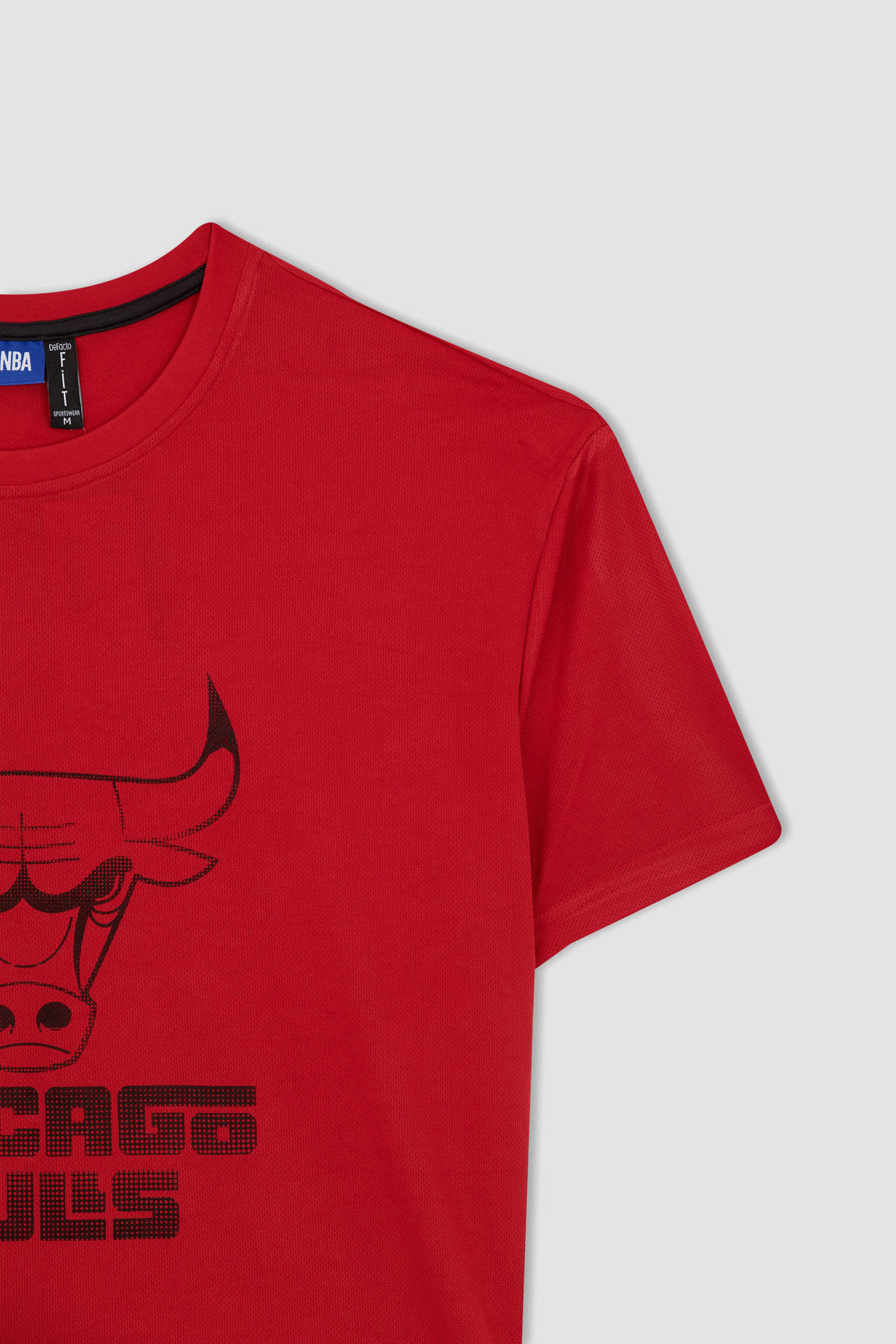 Red MAN Chicago Bulls Licensed T-Shirt 2662703