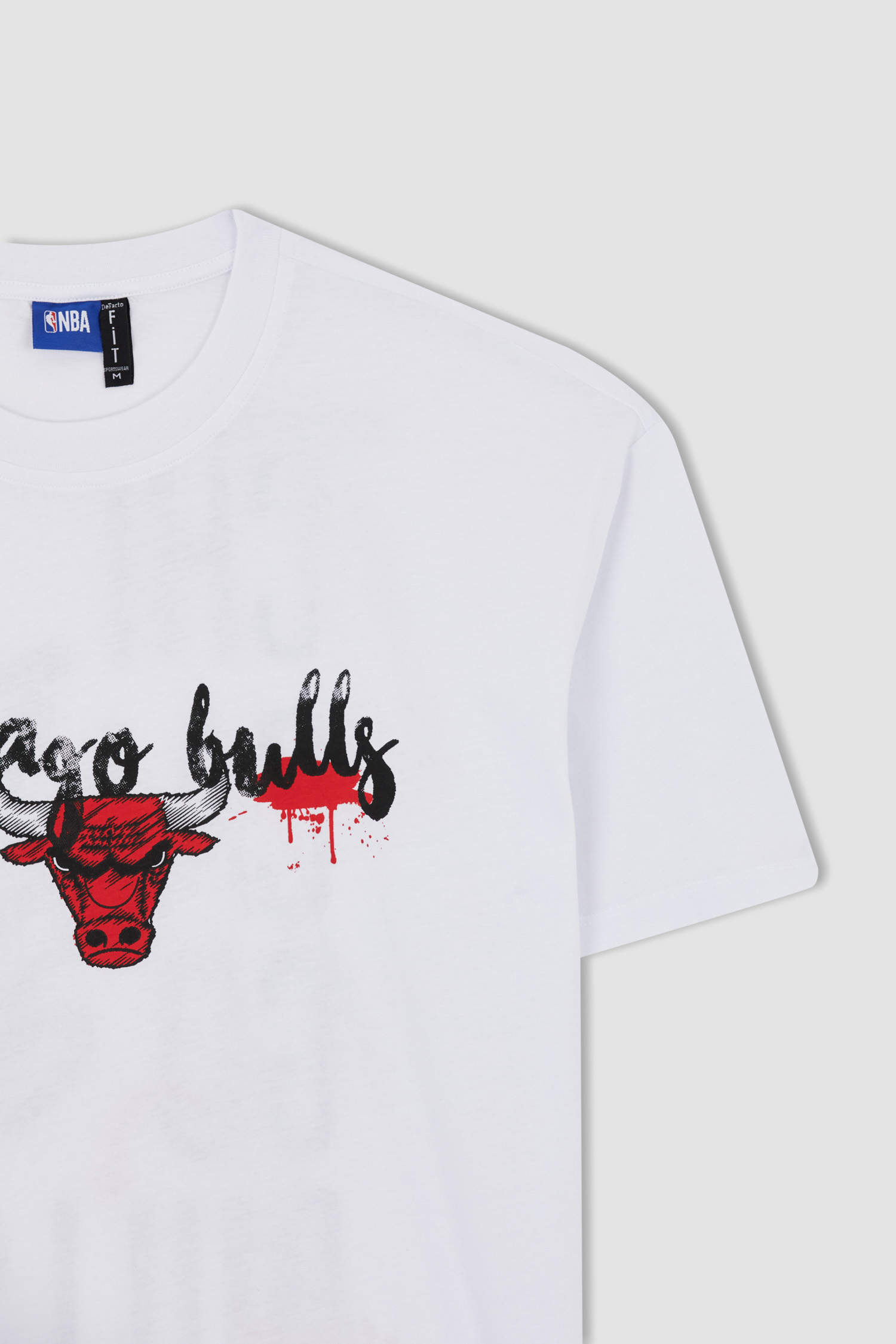 Defacto Fit NBA Chicago Bulls Boxy Fit Tişört. 9