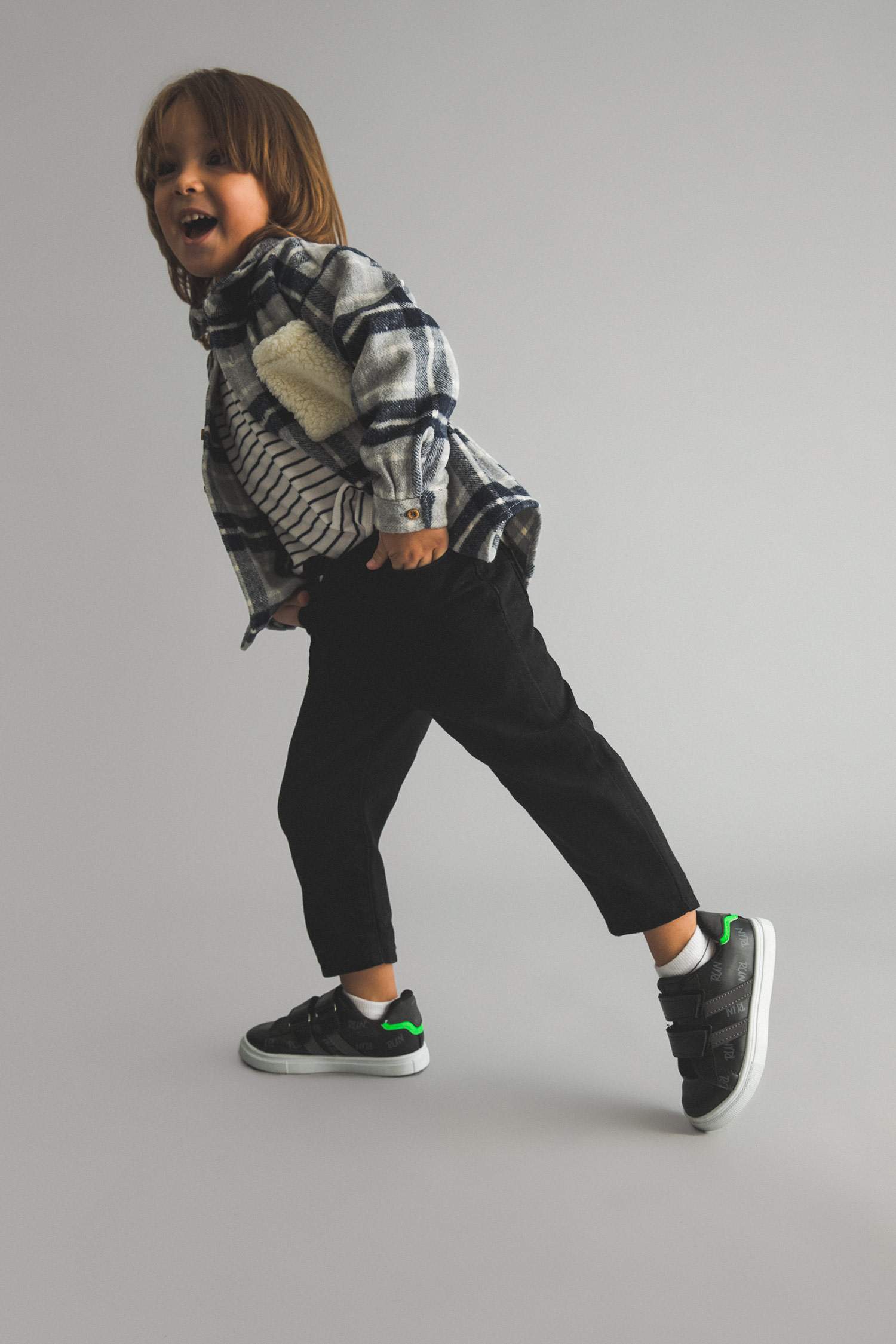 Брюки стандартного кроя с эластичным поясом с карманом для малышей мальчиков