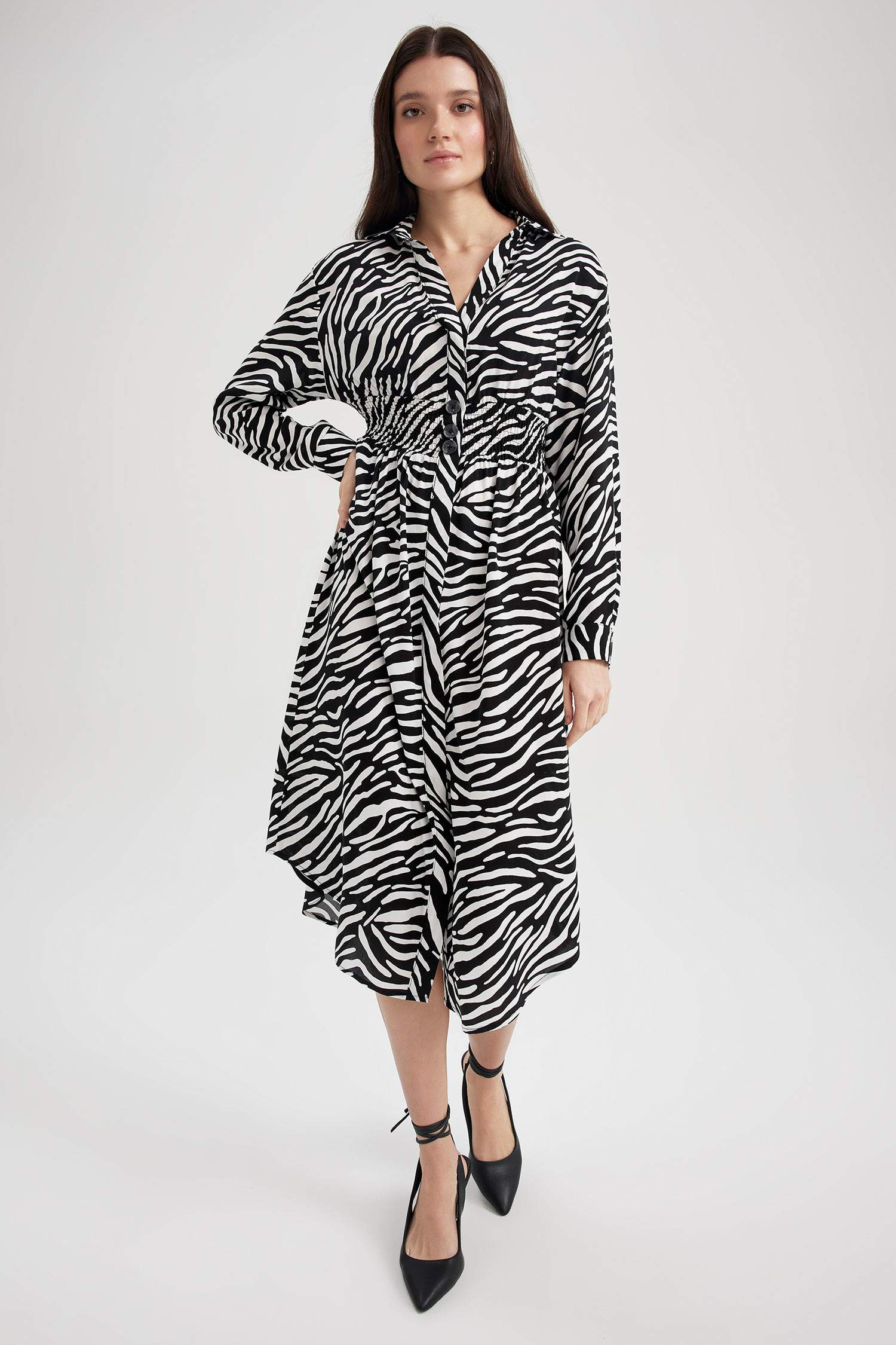 فستان ميدي كم طويل بياقة قميص