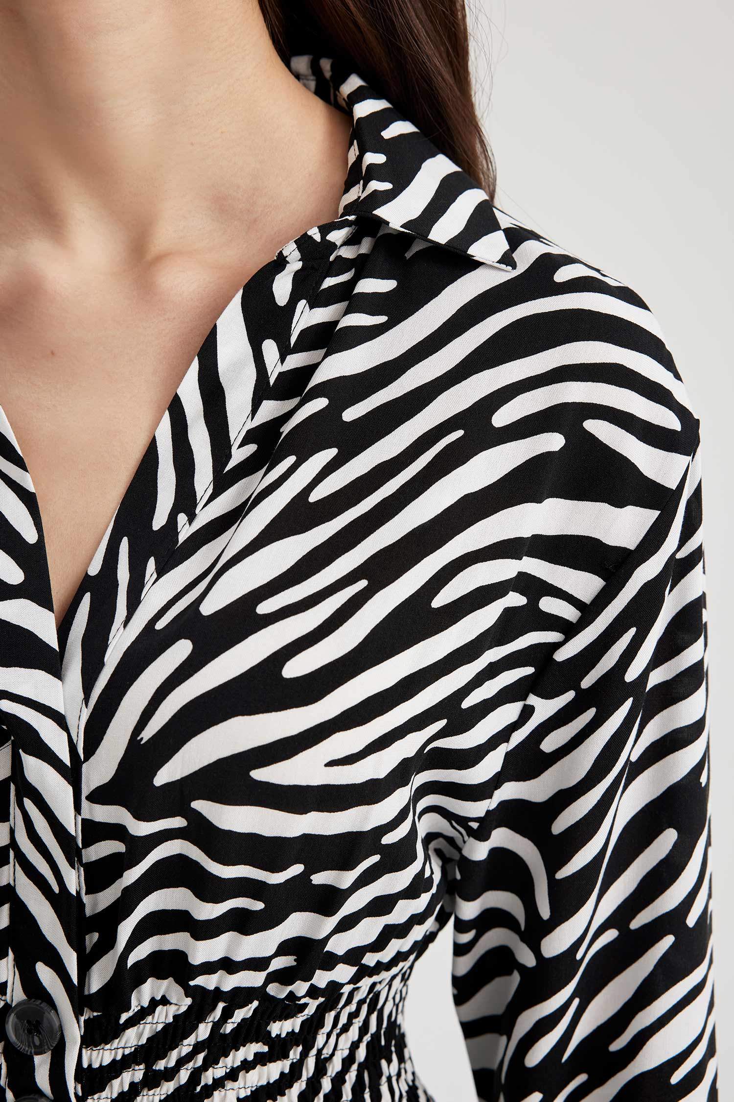 فستان ميدي كم طويل بياقة قميص