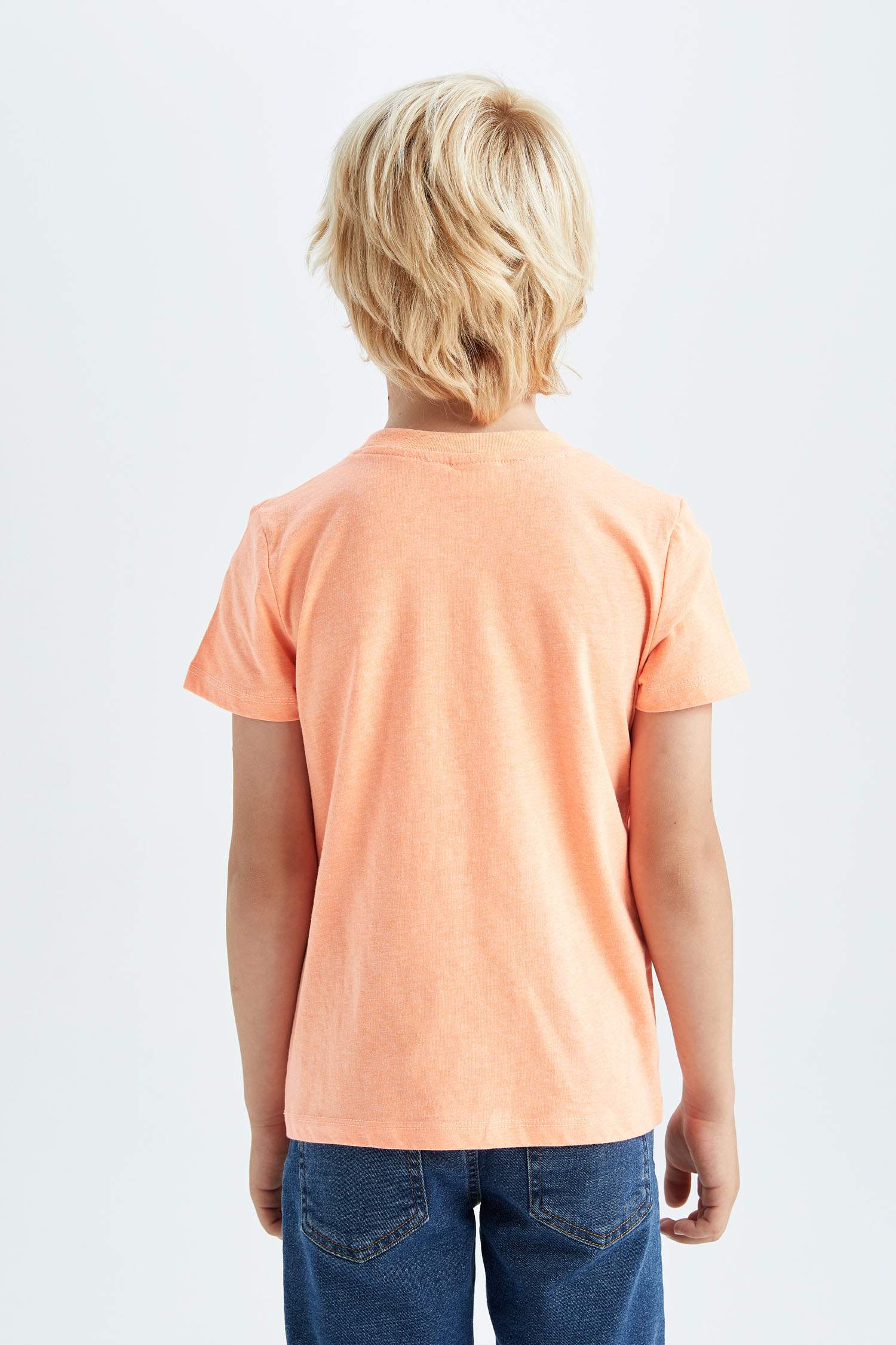 T-shirts et polos homme : manches longues ou courtes | Primark T-shirts et polos homme : manches longues ou courtes | Primark