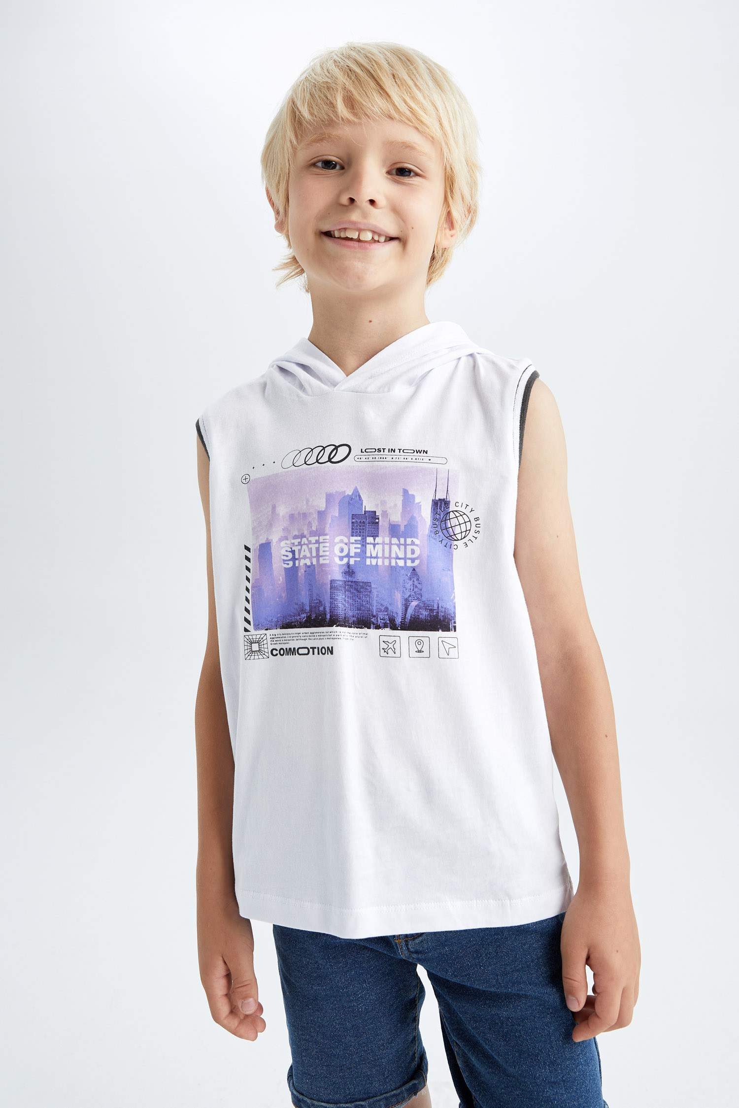 Майка с капюшоном для мальчиков