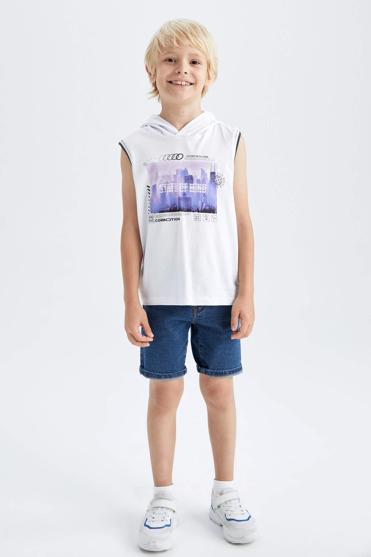 Майка с капюшоном для мальчиков