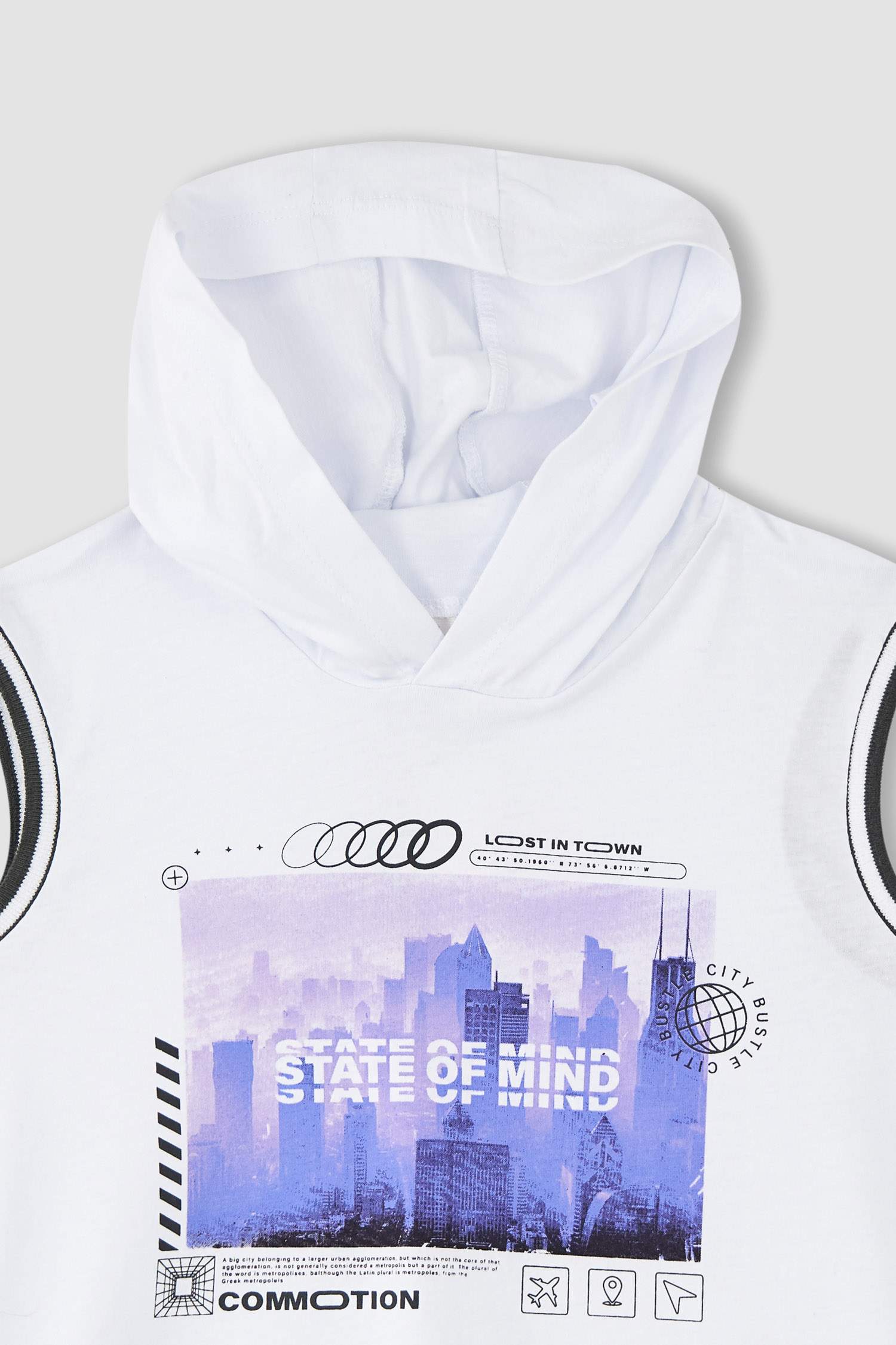 Майка с капюшоном для мальчиков