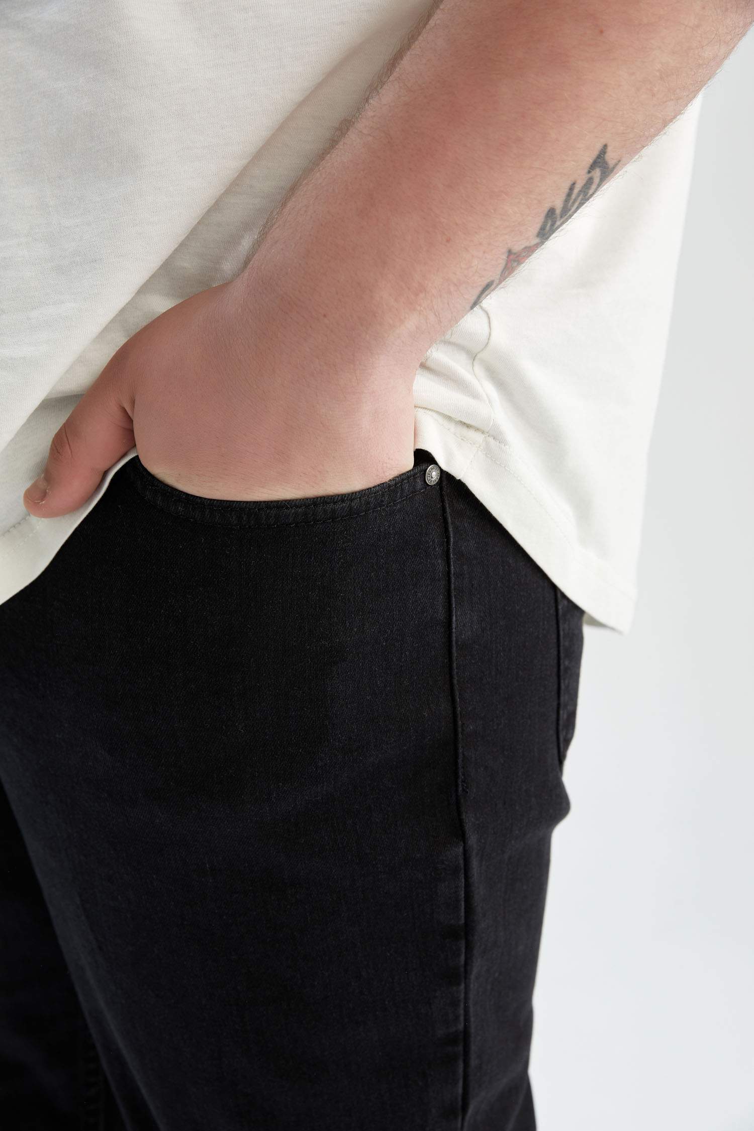 DF Plus Plus Size Slim Fit Jean Bermuda Shorts