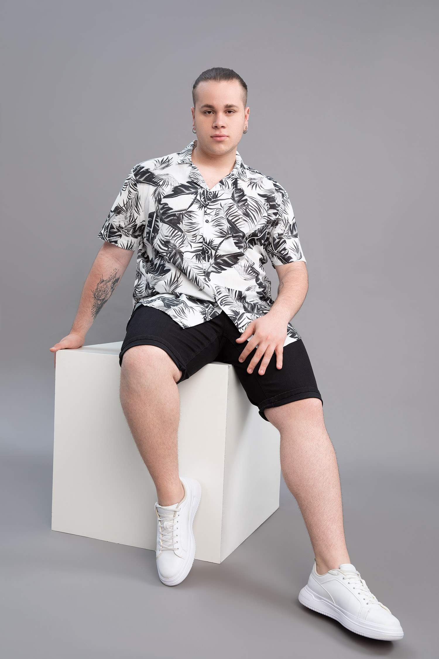 DF Plus Plus Size Slim Fit Jean Bermuda Shorts