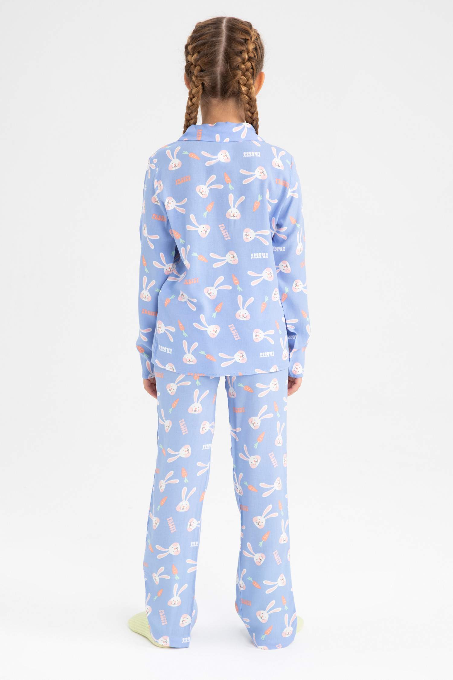 بيجاما محاك بناتي بقصة عادية من قطعتين