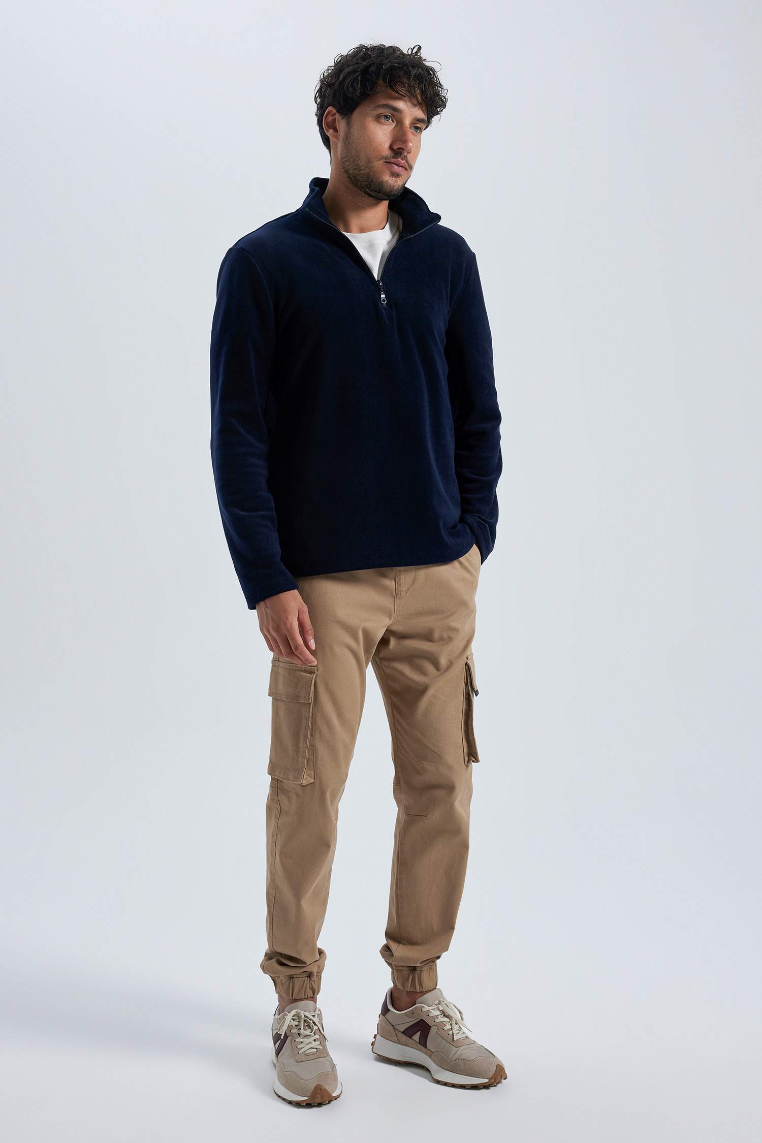 Lacivert Tüylenme Yapmayan Soğuk Geçirmez Regular Fit Dik Yaka Fermuarlı Polar Sweatshirt