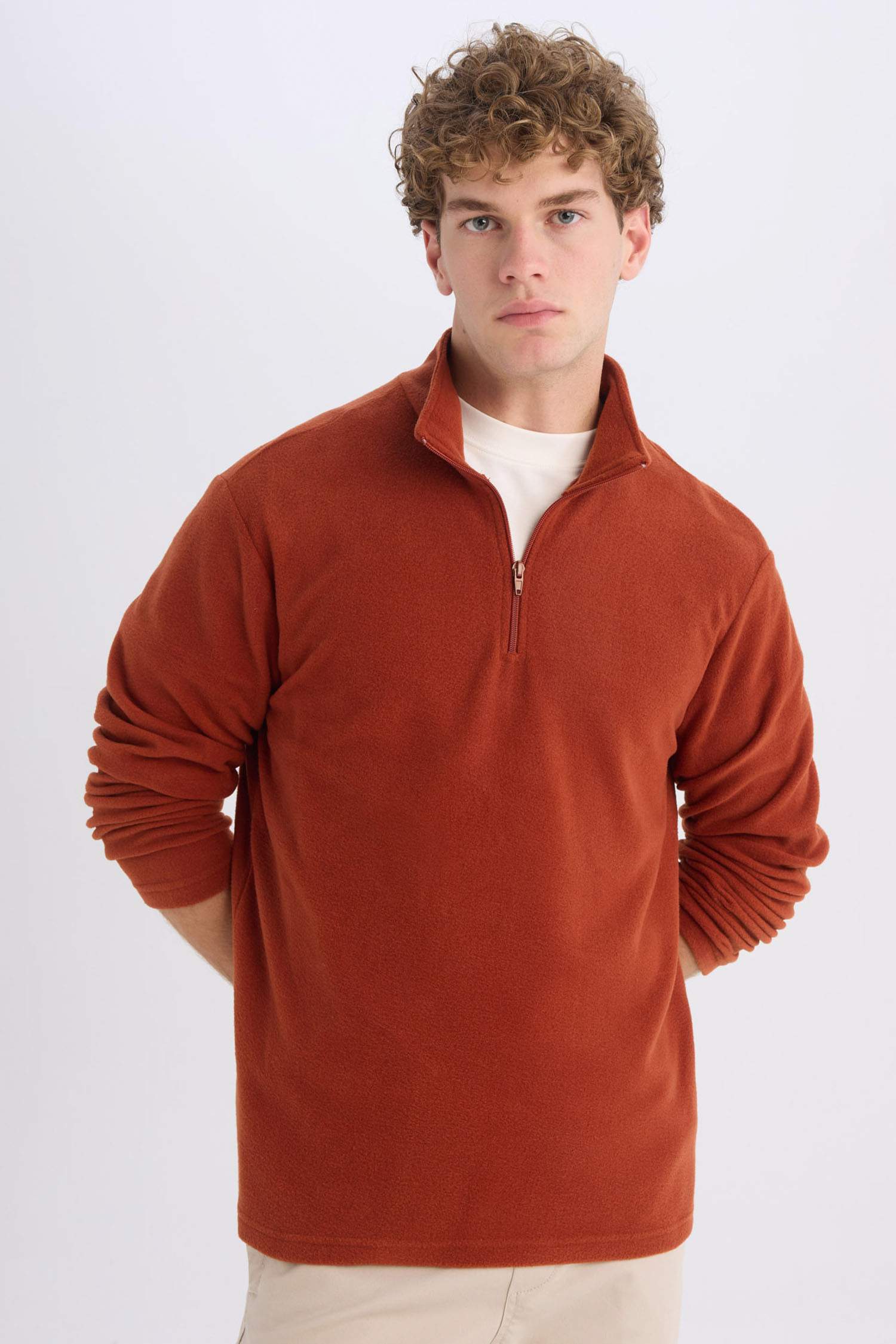 Turuncu Tüylenme Yapmayan Soğuk Geçirmez  Regular Fit Dik Yaka Fermuarlı Polar Sweatshirt