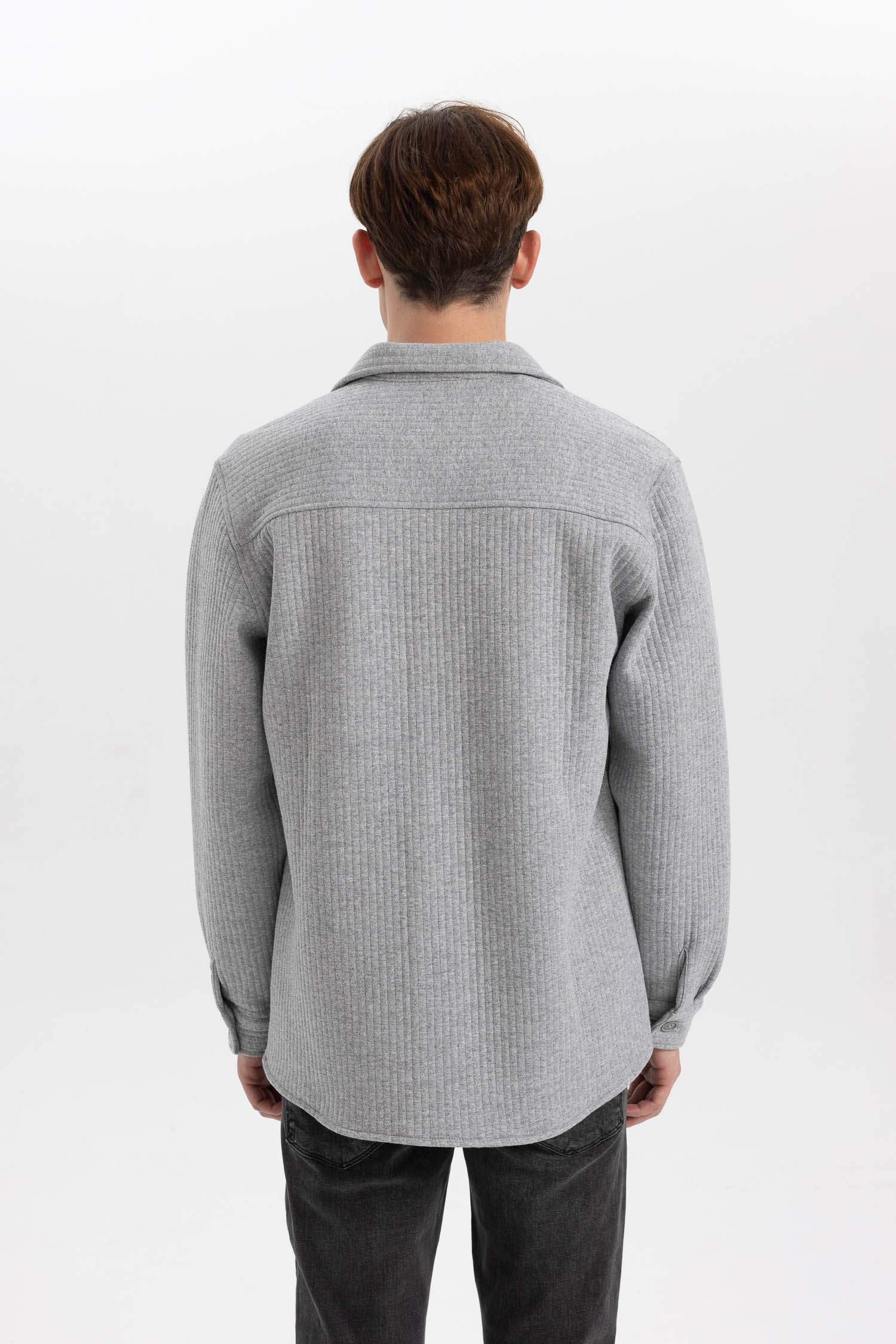 Рубашка стандартного кроя с длинным рукавом