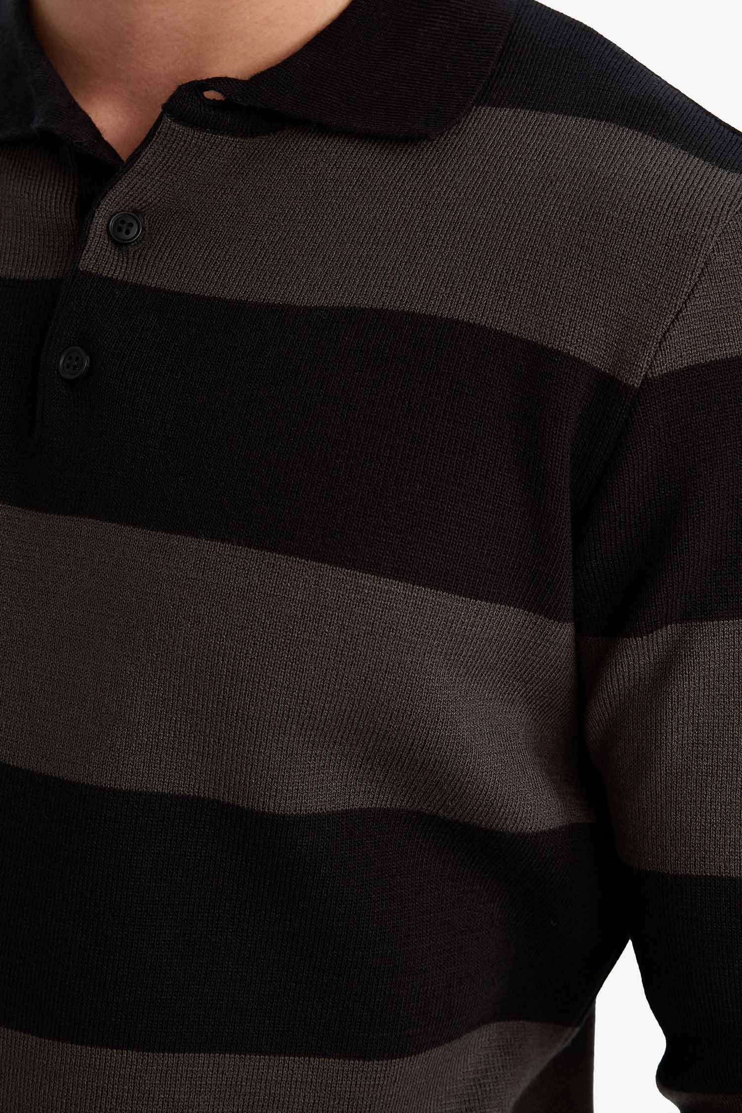 Standard Fit Polo Collar Knitwear Pullover