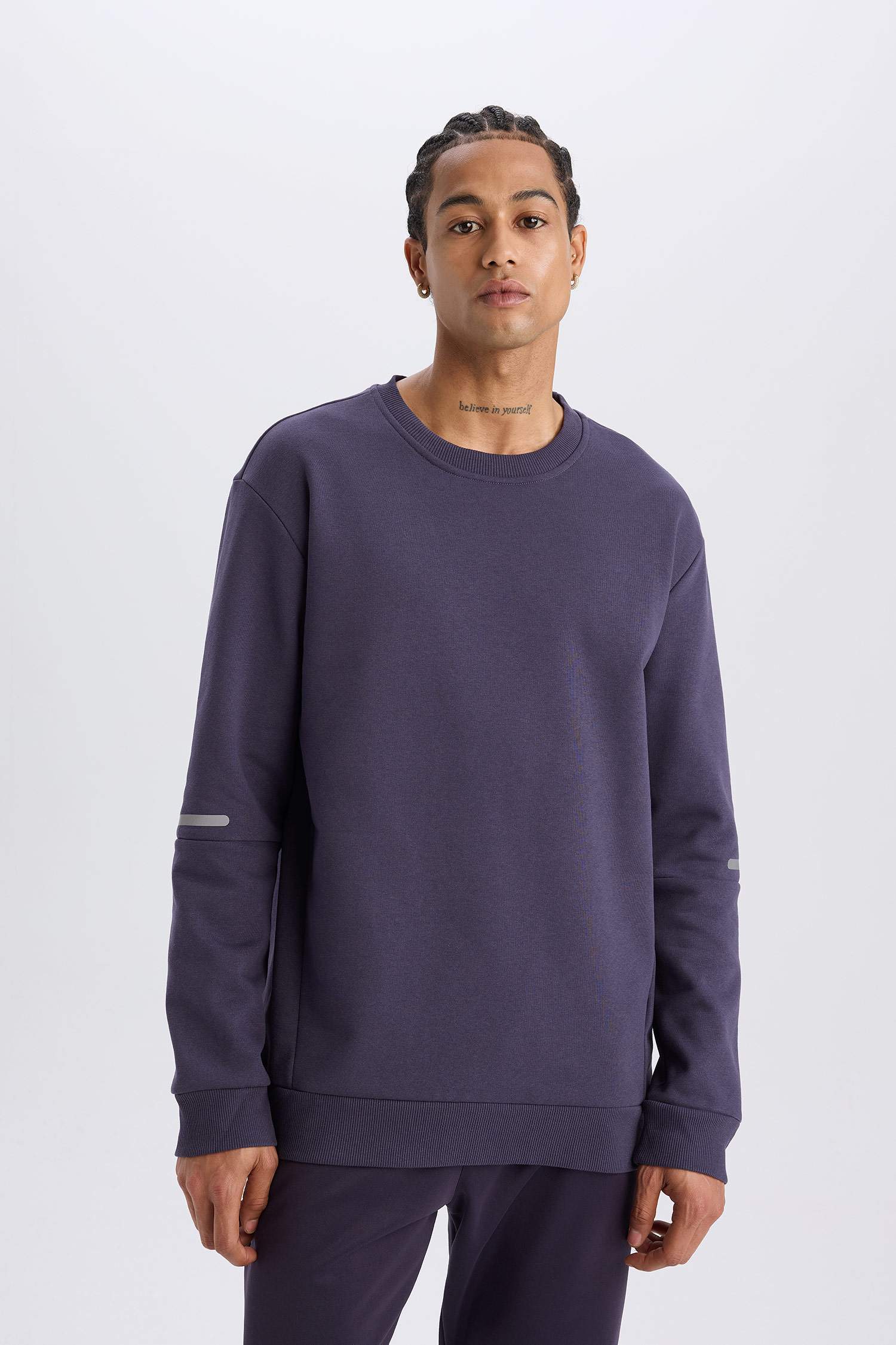 DeFactoFit Standart Fit Bisiklet Yaka Kalın Sporcu Sweatshirt