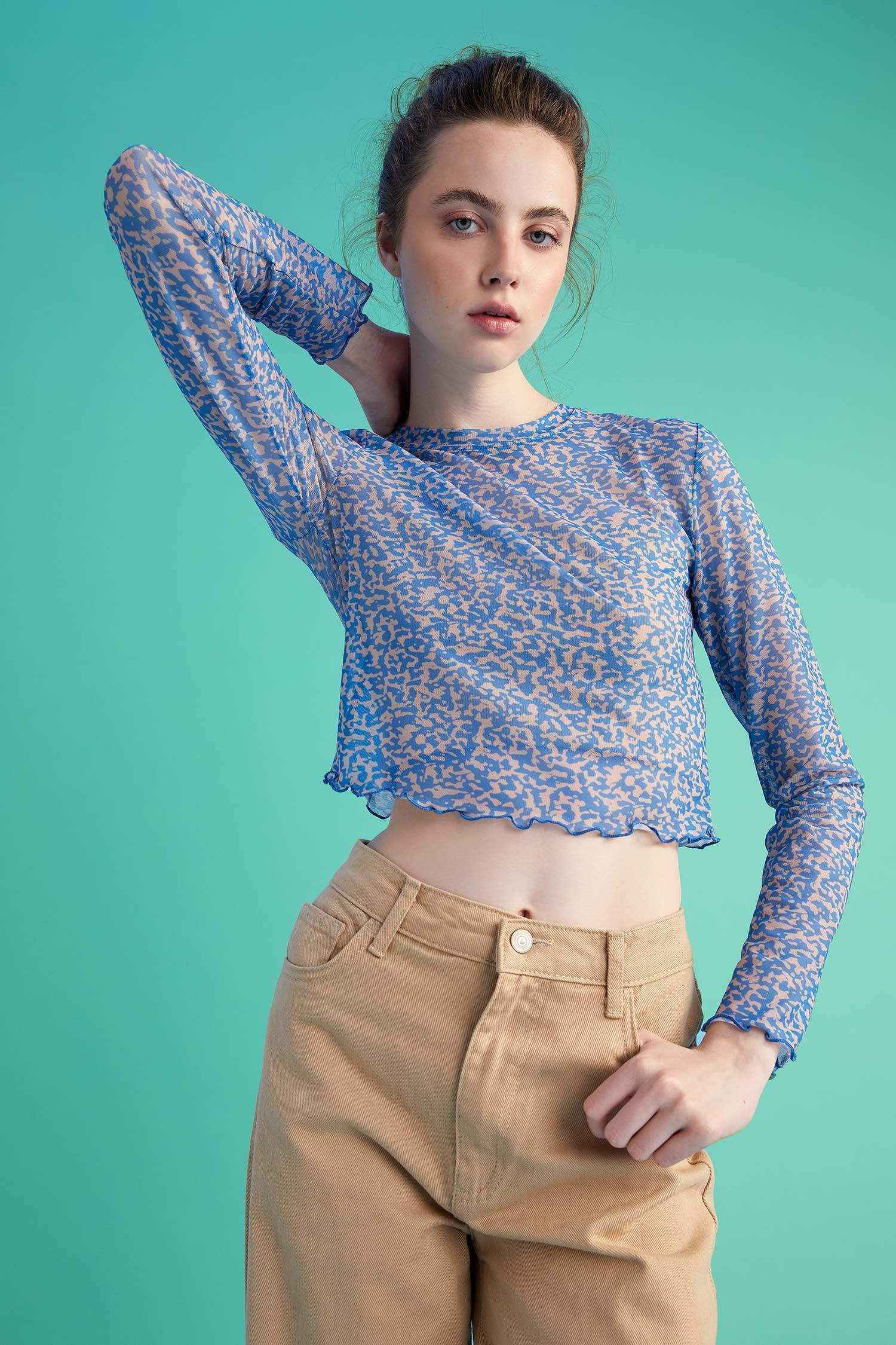 Fitted Bisiklet Yaka Desenli Tül Uzun Kollu Tişört