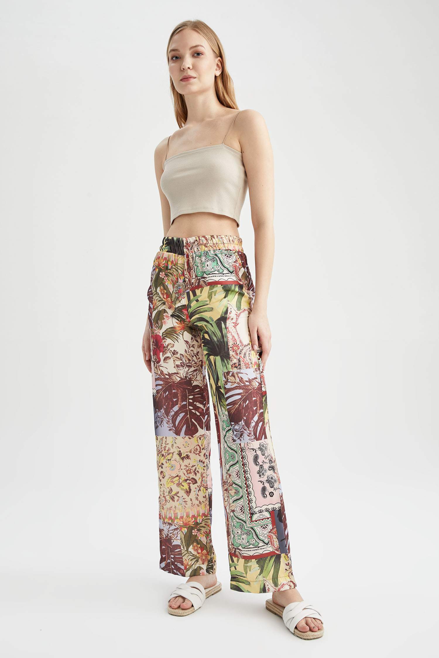 Брюки широкие с принтом