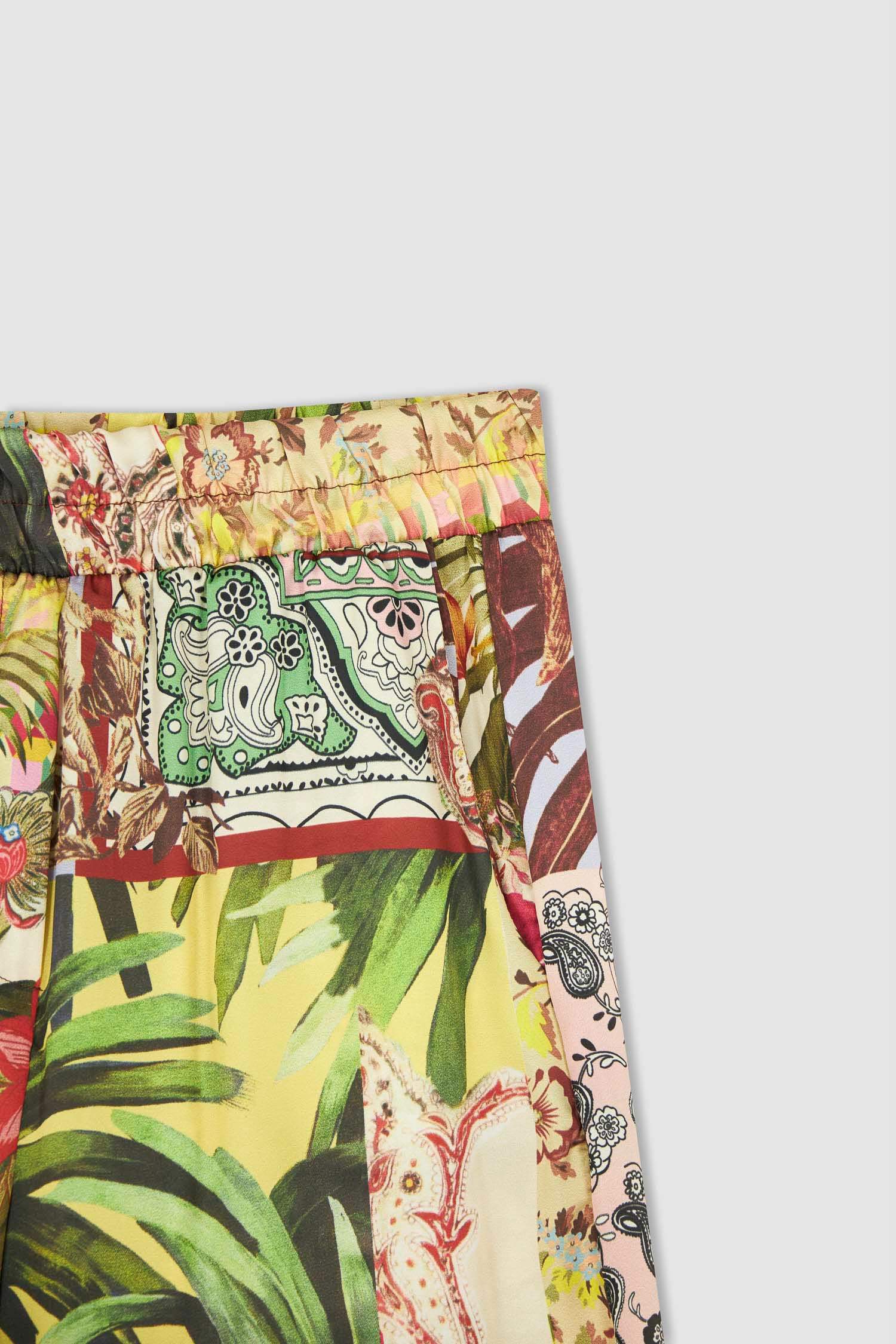 Брюки широкие с принтом