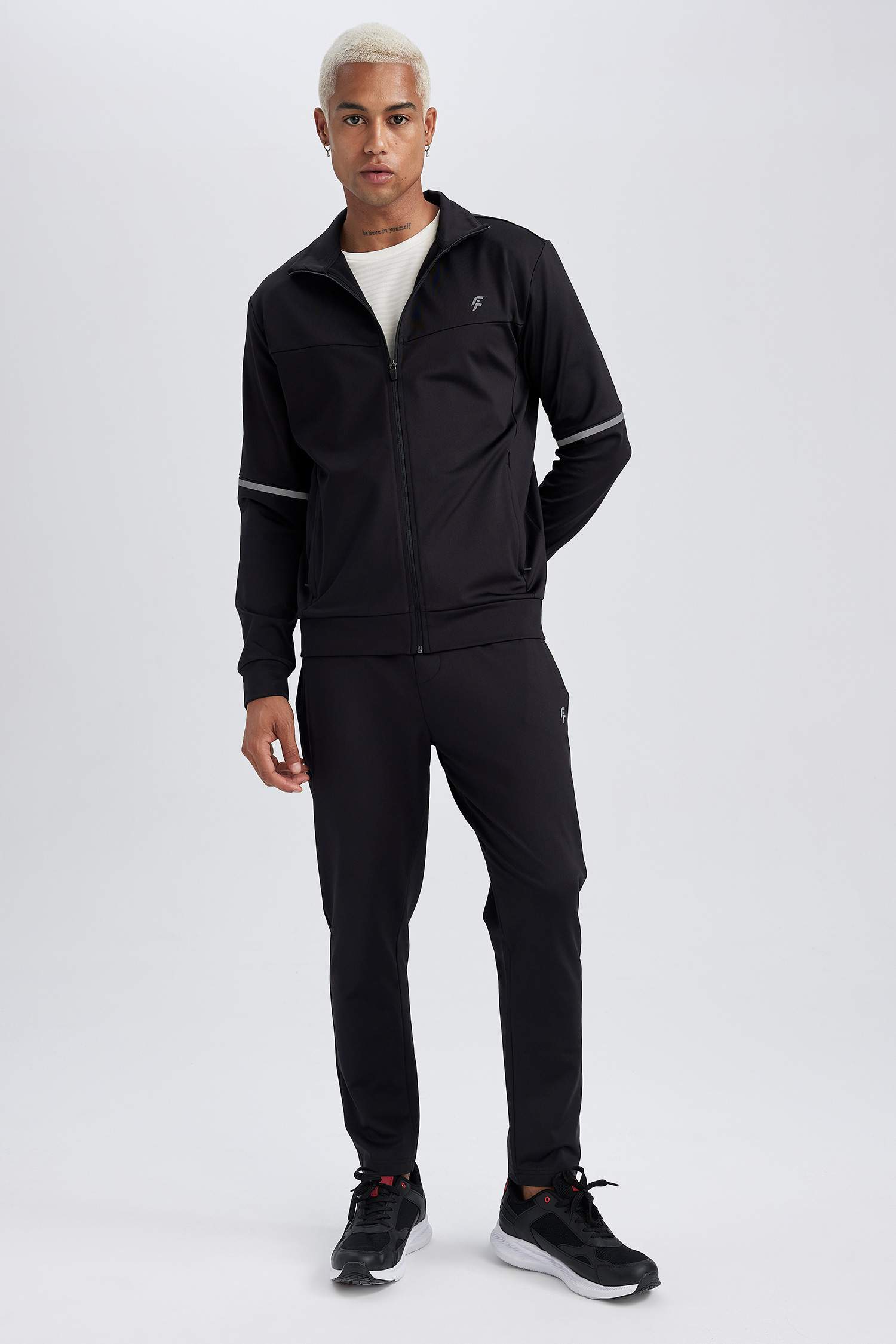 DeFactoFit Slim Fit Scuba Diving Fabric Zippered Sweatshirt