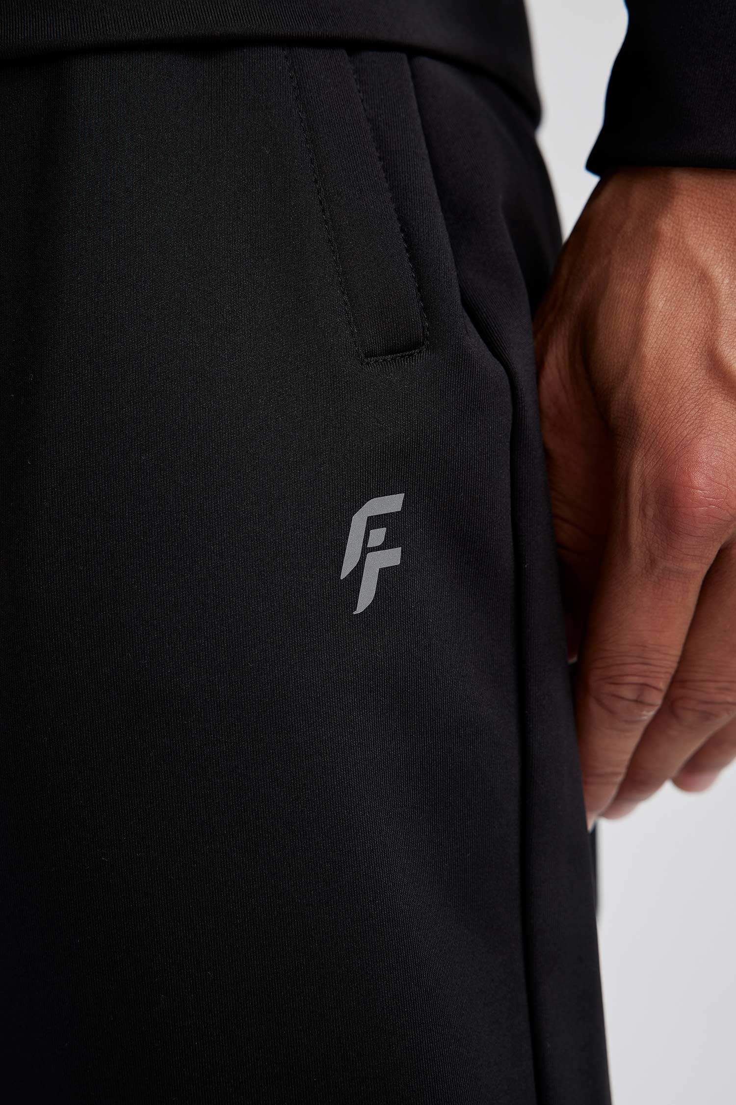 بنطلون سويت بانتس رياضي سليم فيت من DeFactoFit