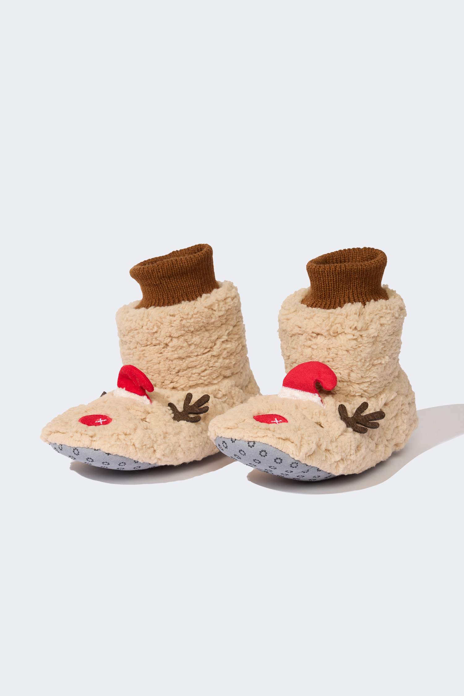 شبشب منزلي بكعب مسطح سليب أون شتوي Fall In Love