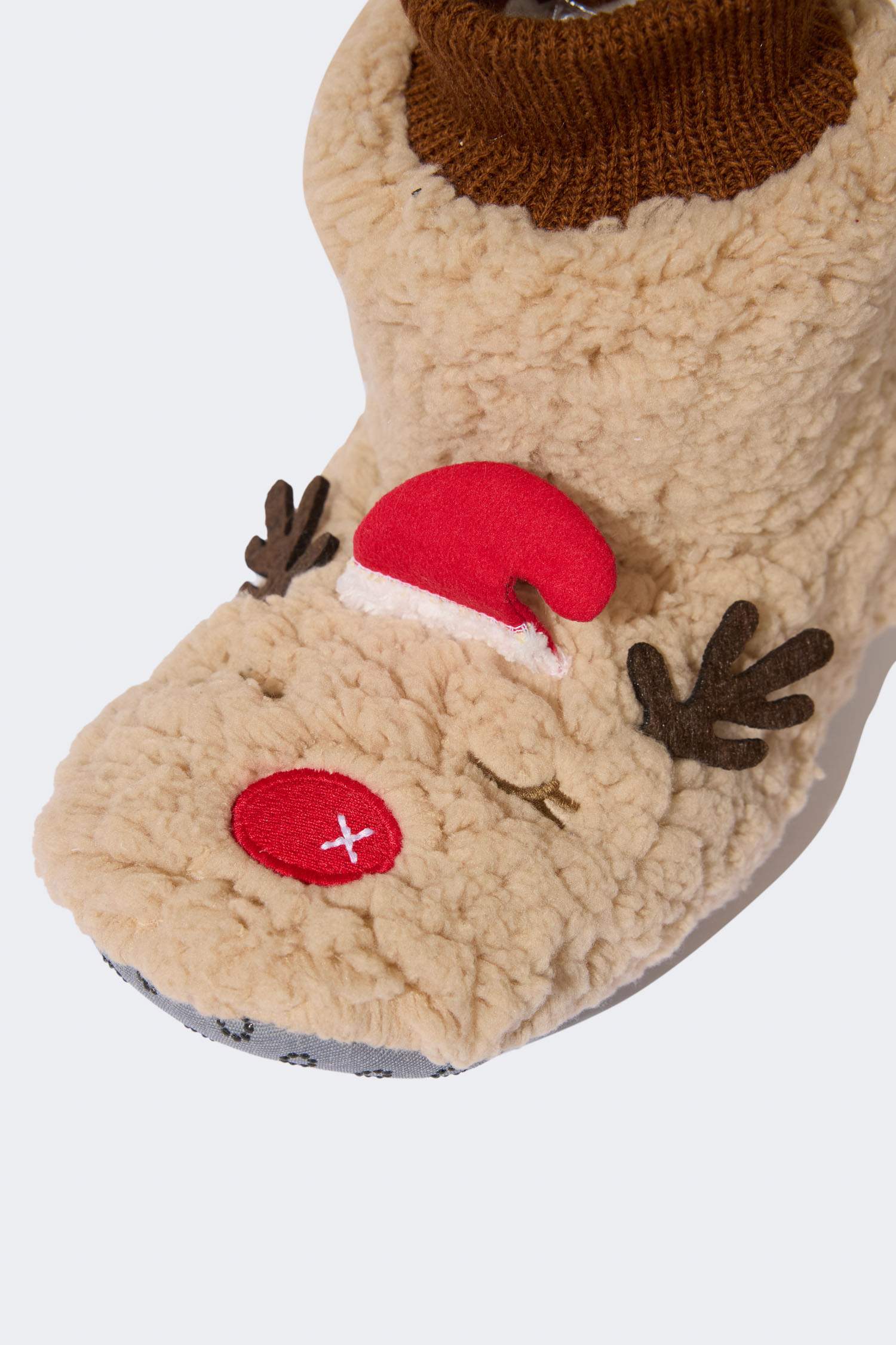 شبشب منزلي بكعب مسطح سليب أون شتوي Fall In Love