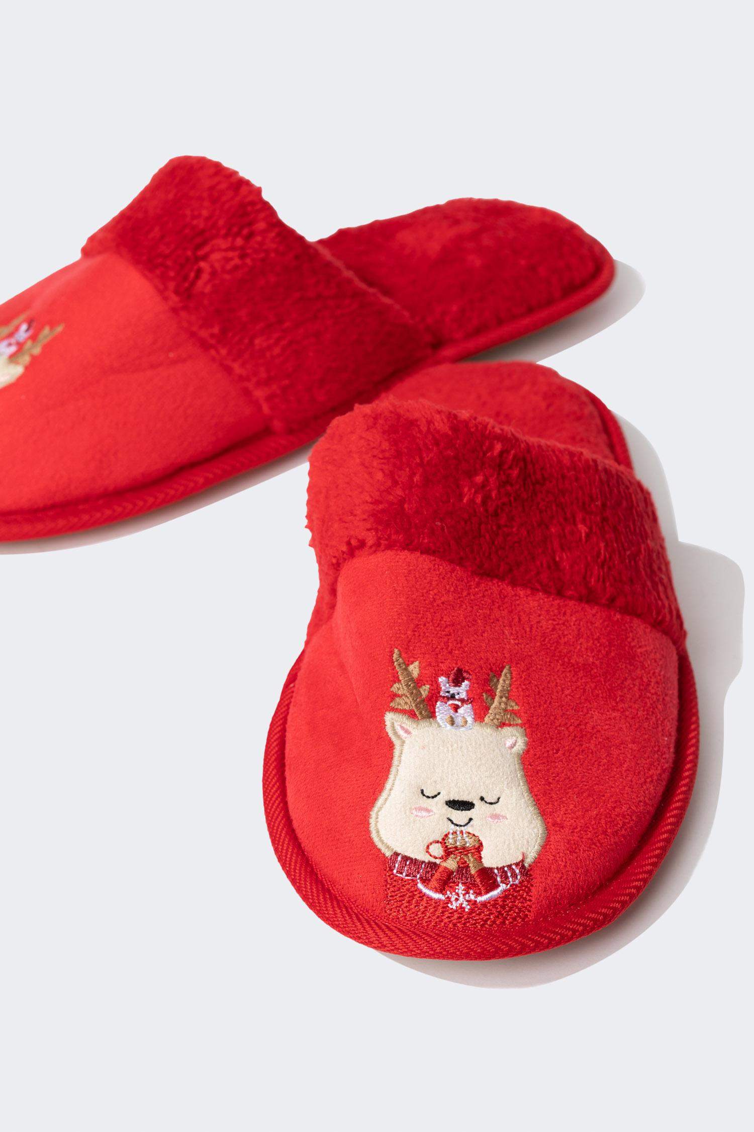 Red christmas slippers hot sale