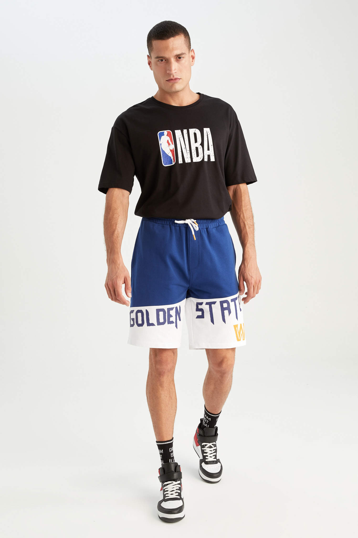 Defacto Fit NBA Golden State Warriors Lisanslı Regular Fit Şort. 2