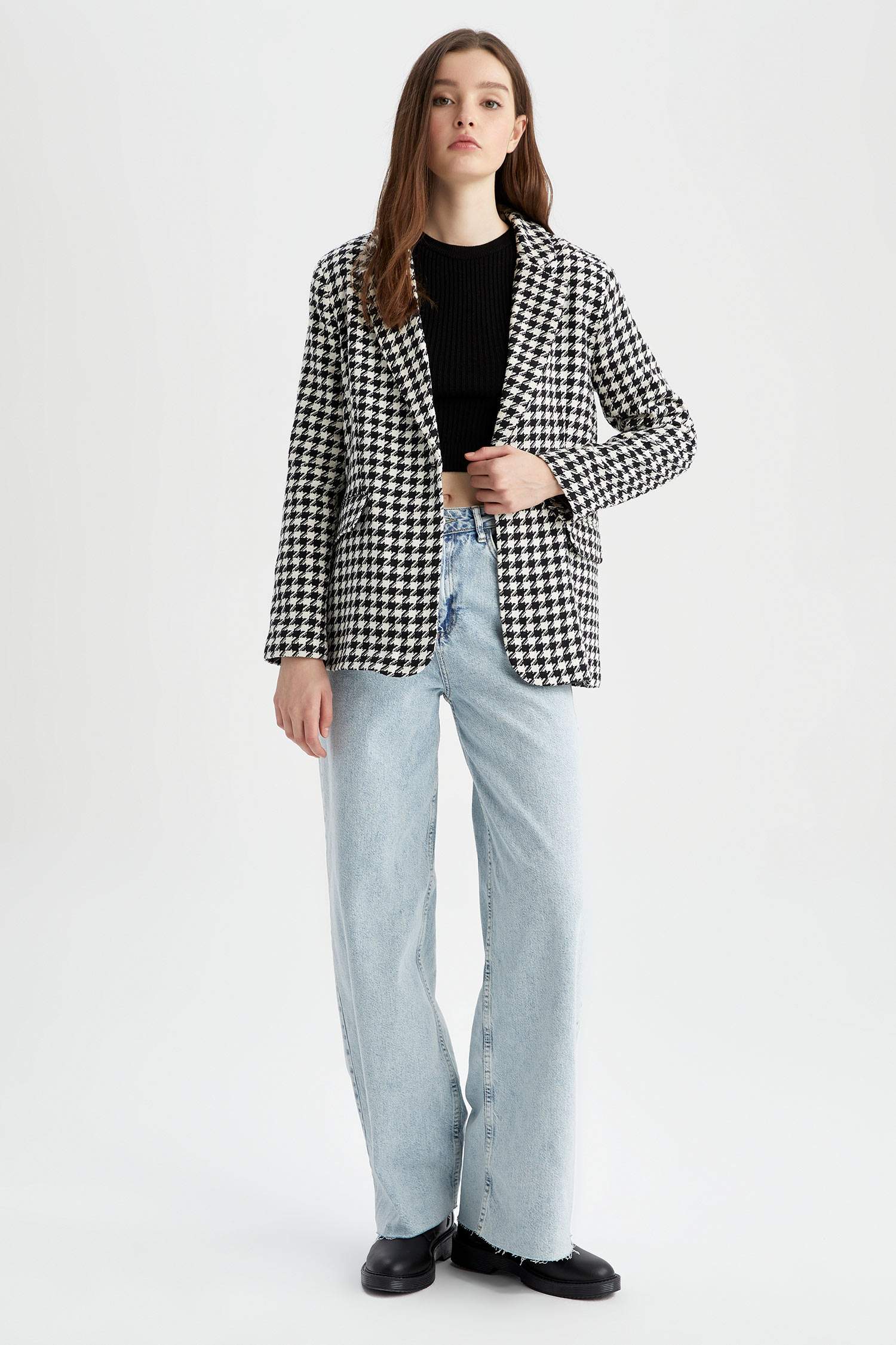 سترة بليزر قصة عادية تويد