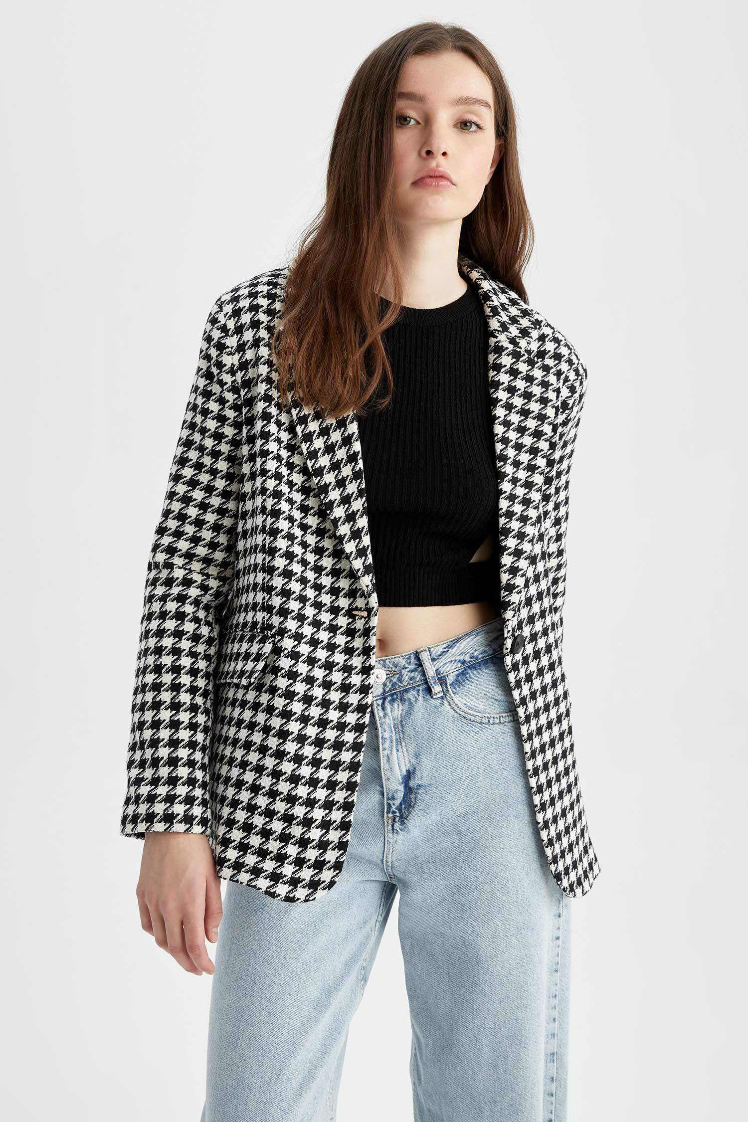 سترة بليزر قصة عادية تويد