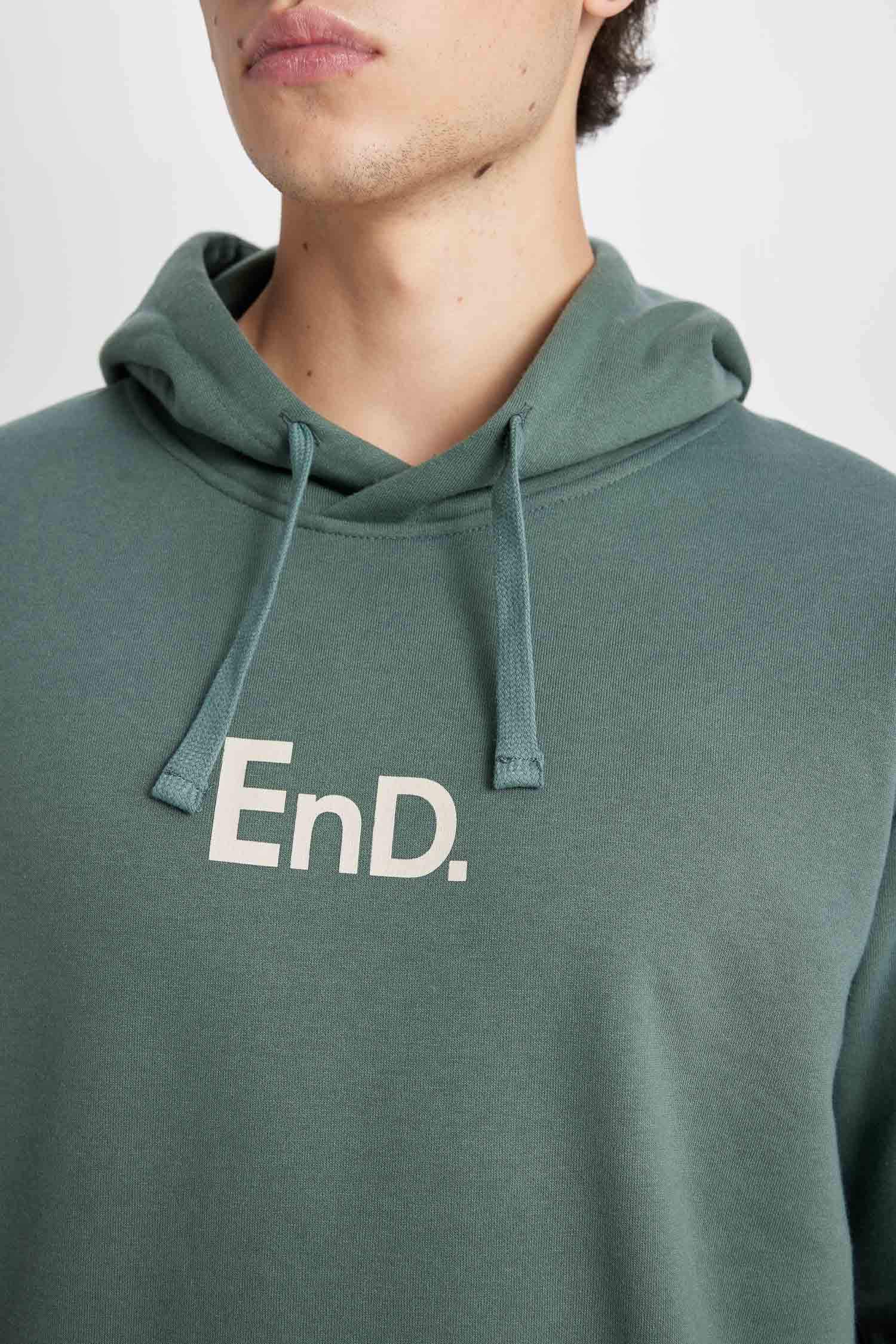 Regular Fit Kapüşonlu Baskılı Sweatshirt