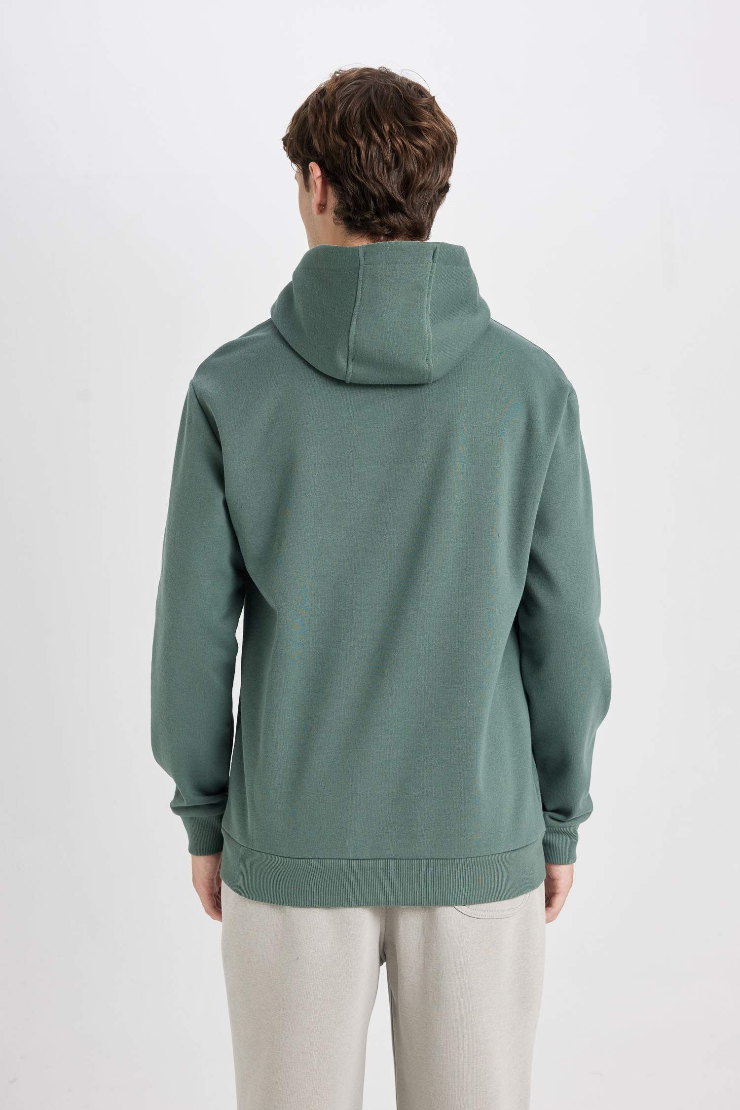 Regular Fit Kapüşonlu Baskılı Sweatshirt