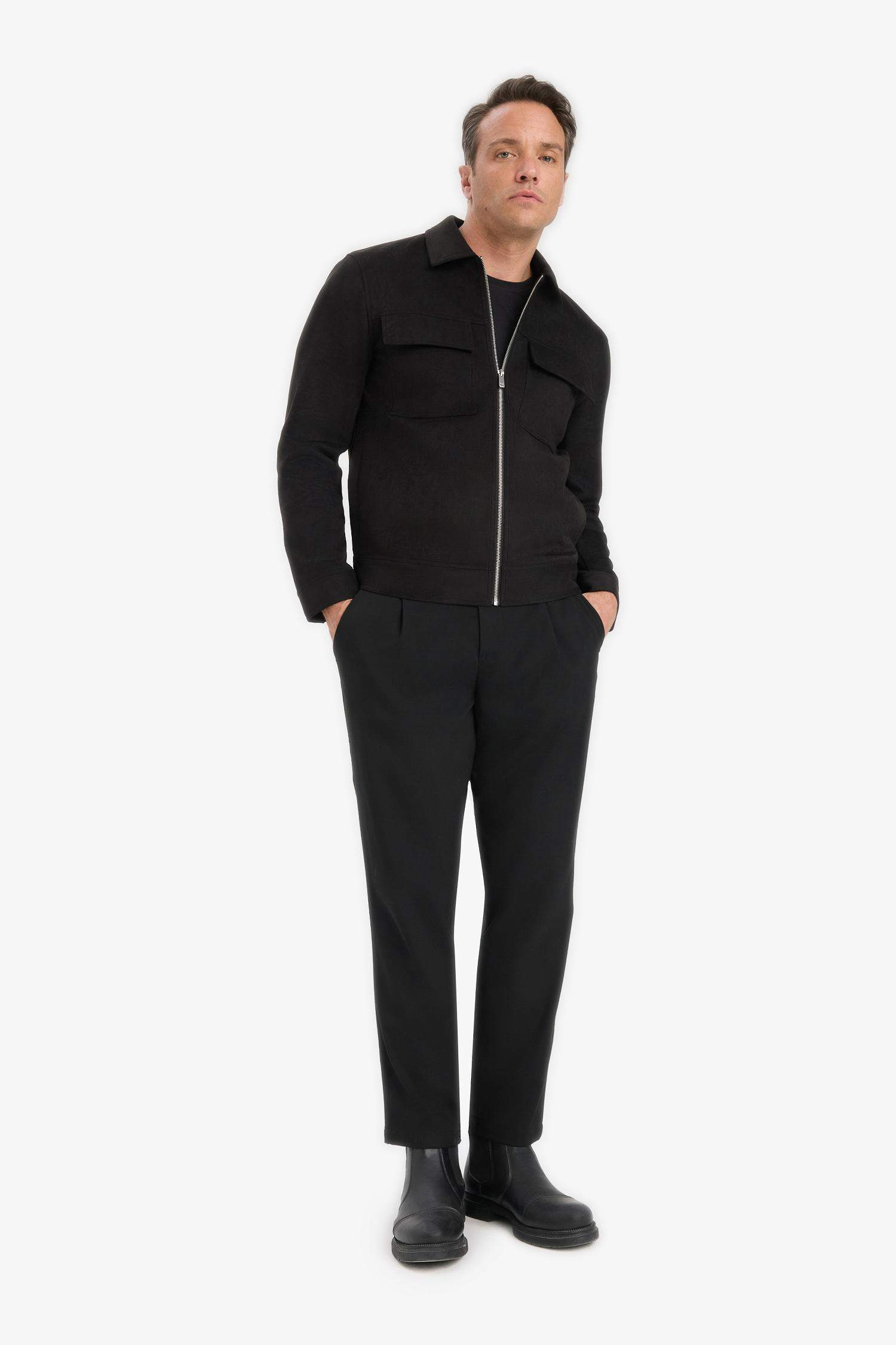 جاكيت شمواه خفيف سليم فيت بياقة بولو بجيب