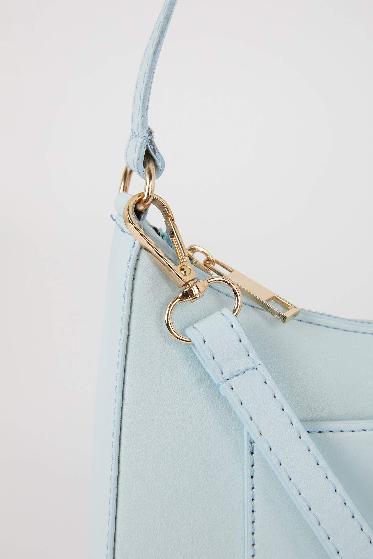 Әйелдерге қол сөмке