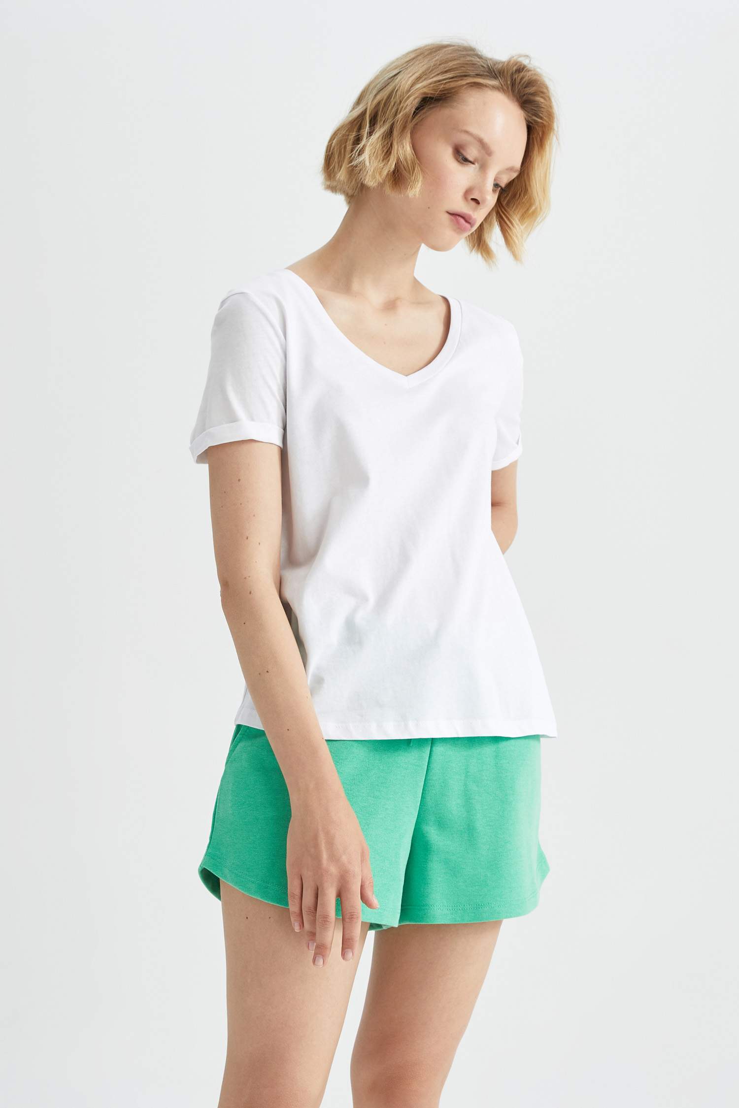 Шорты стандартного кроя